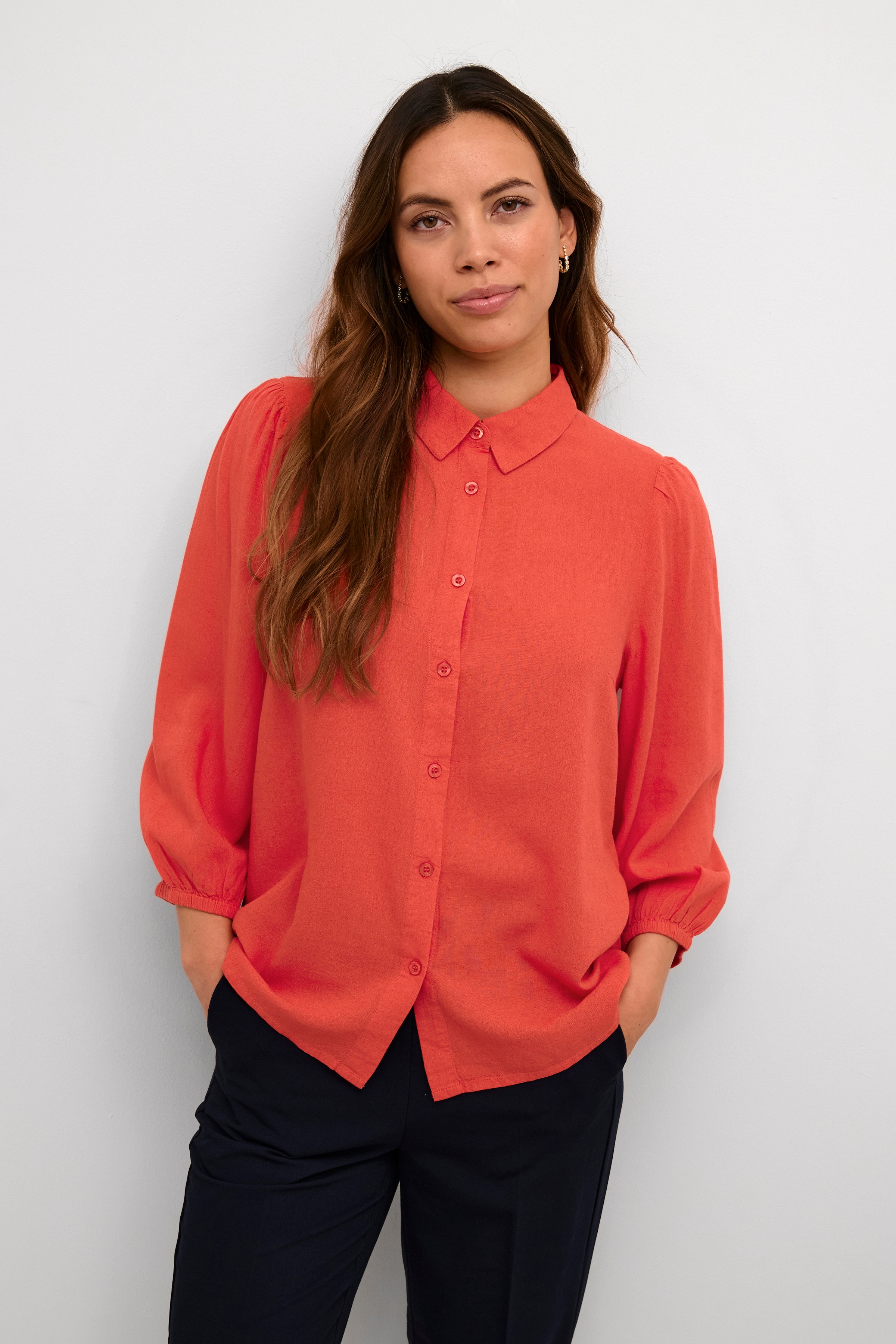 KAmilia Leinenhemd LOOKBOOK FRONT 10508361-181651