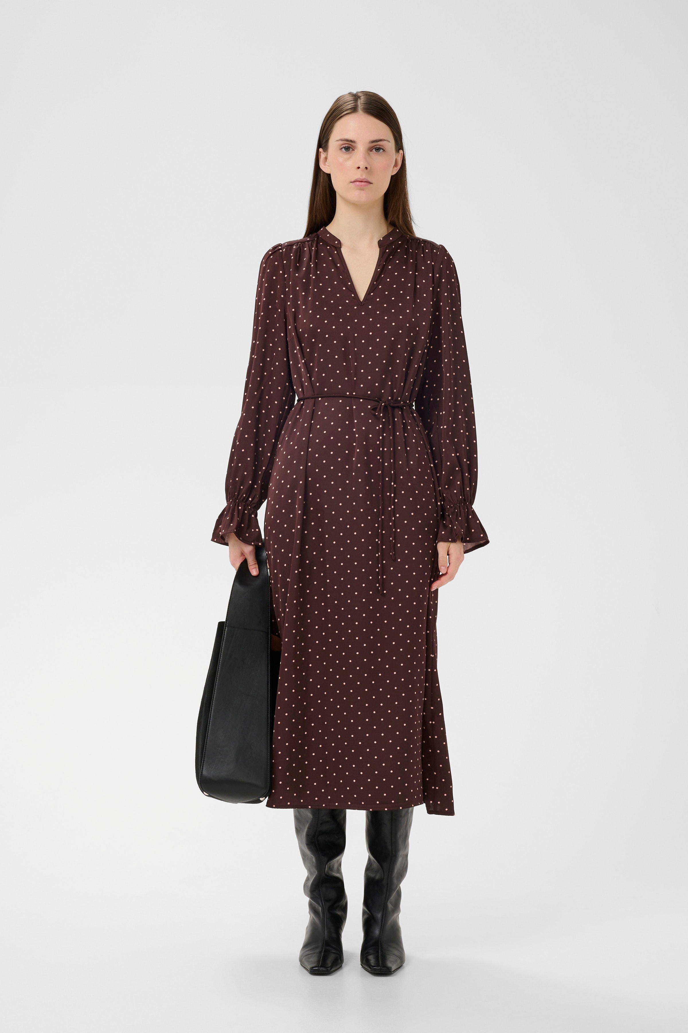 ZaniaIW Kleid LOOKBOOK FRONT 30111248-305222