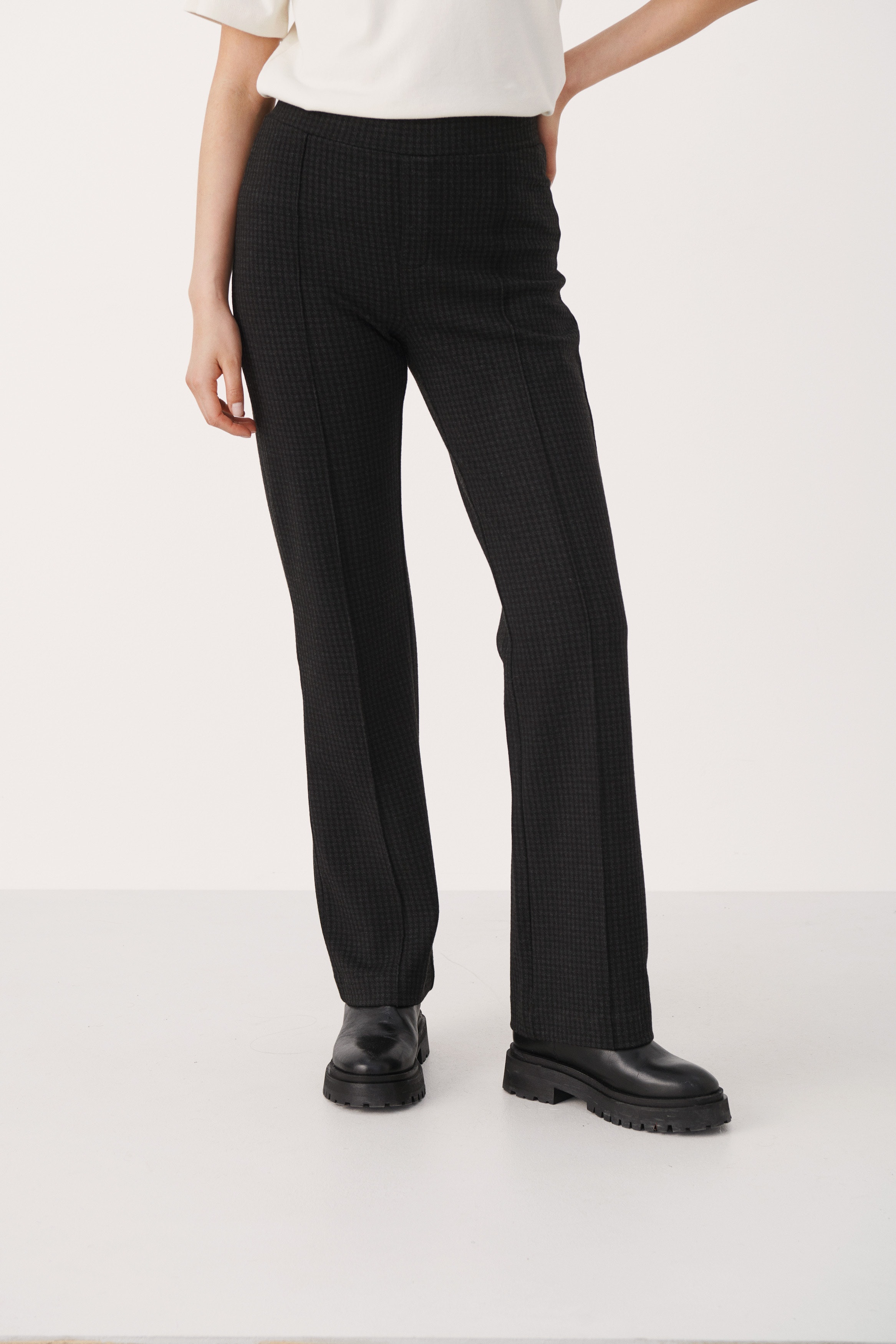 PontasPW Trousers LOOKBOOK FRONT 30305506-301696