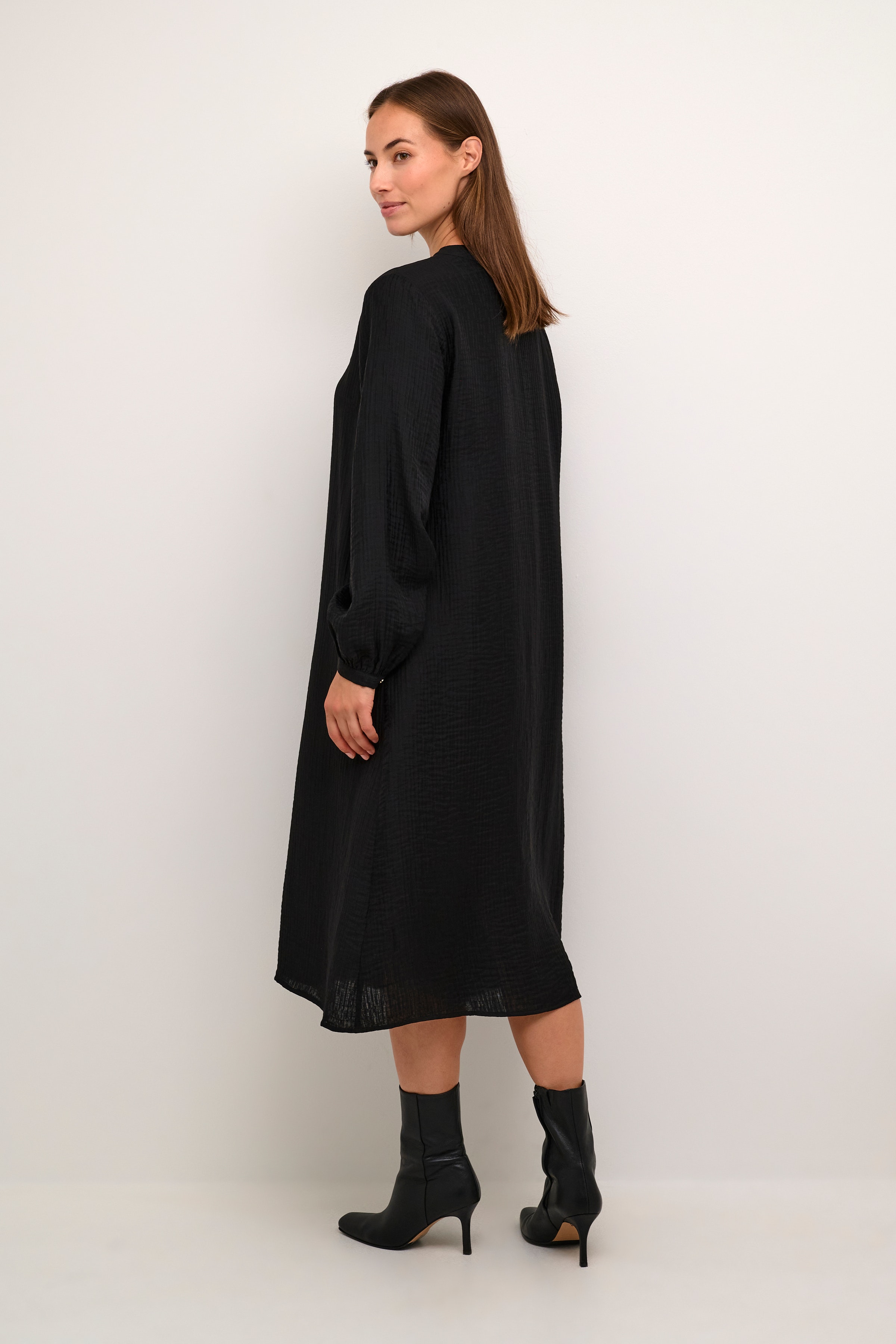 CRMimi Robe LOOKBOOK BACK 10612198-100120