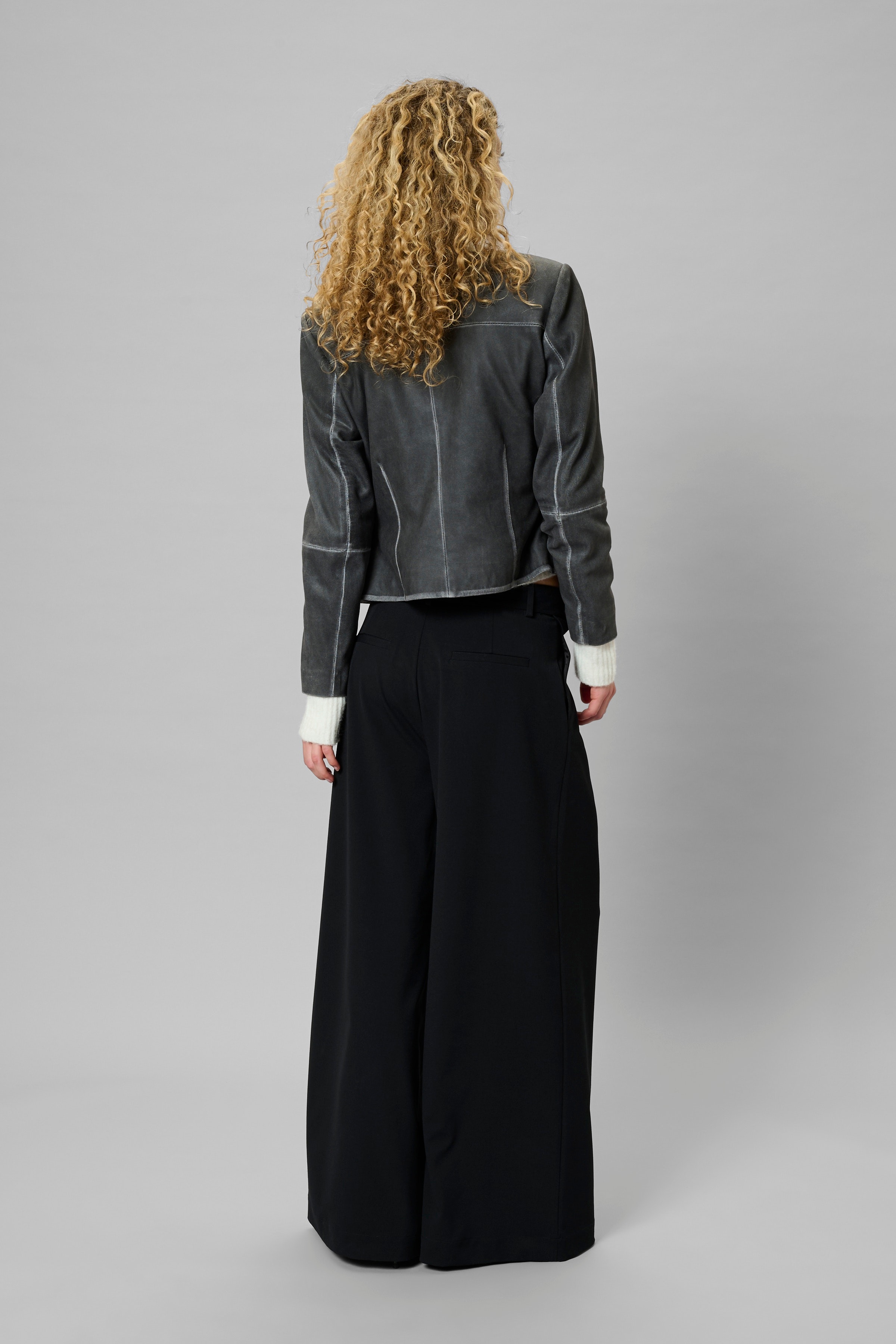MWHace Trousers LOOKBOOK BACK 10705331-100031