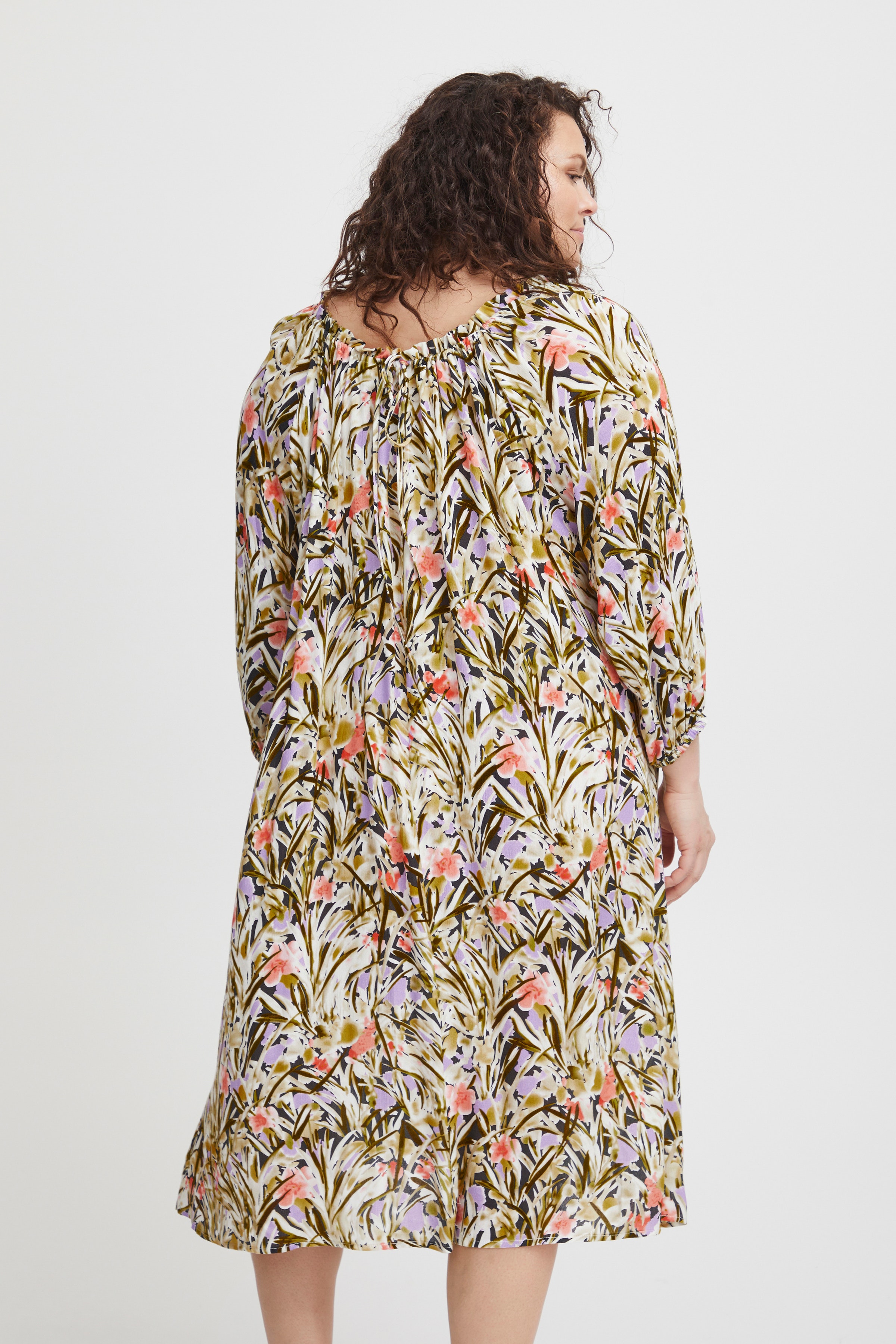 FPLIZA Klänning LOOKBOOK FRONT 20612305-202101