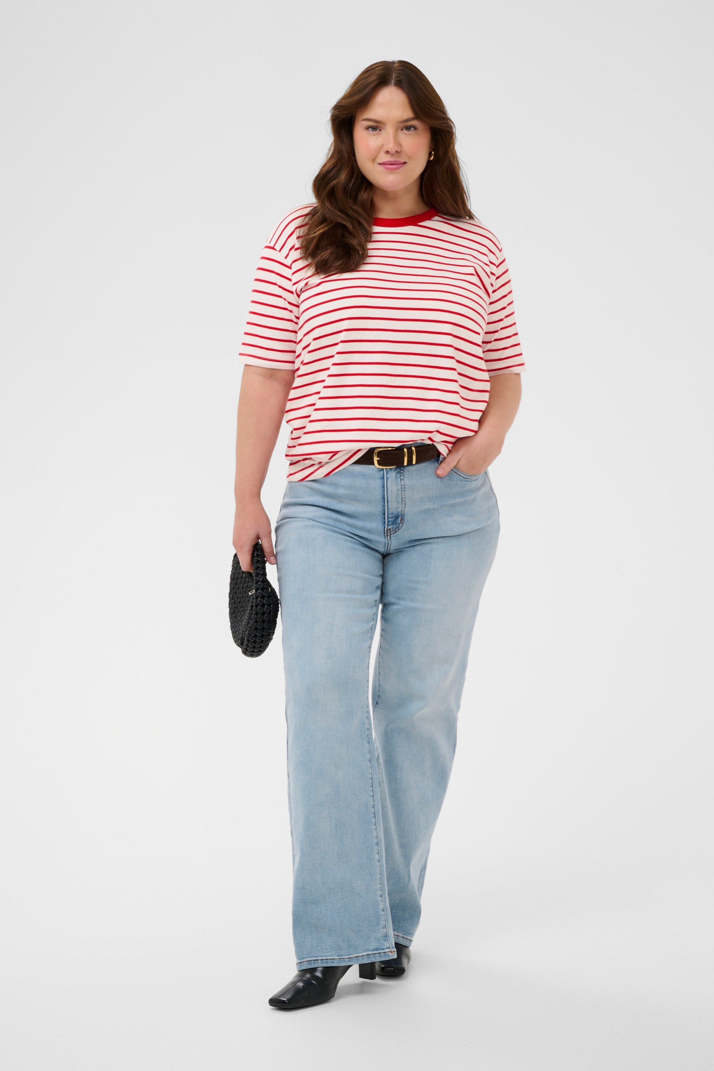 KCwinni T-shirt LOOKBOOK FRONT 10584215-109615