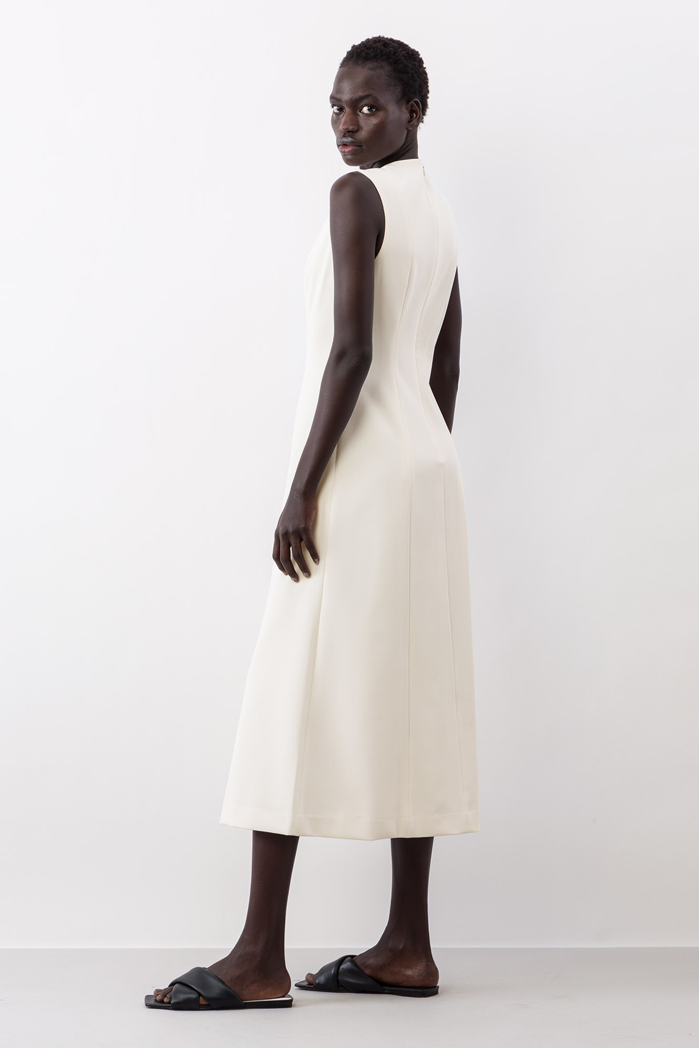 DELPHINE Kjole LOOKBOOK FRONT 30600256-WH011