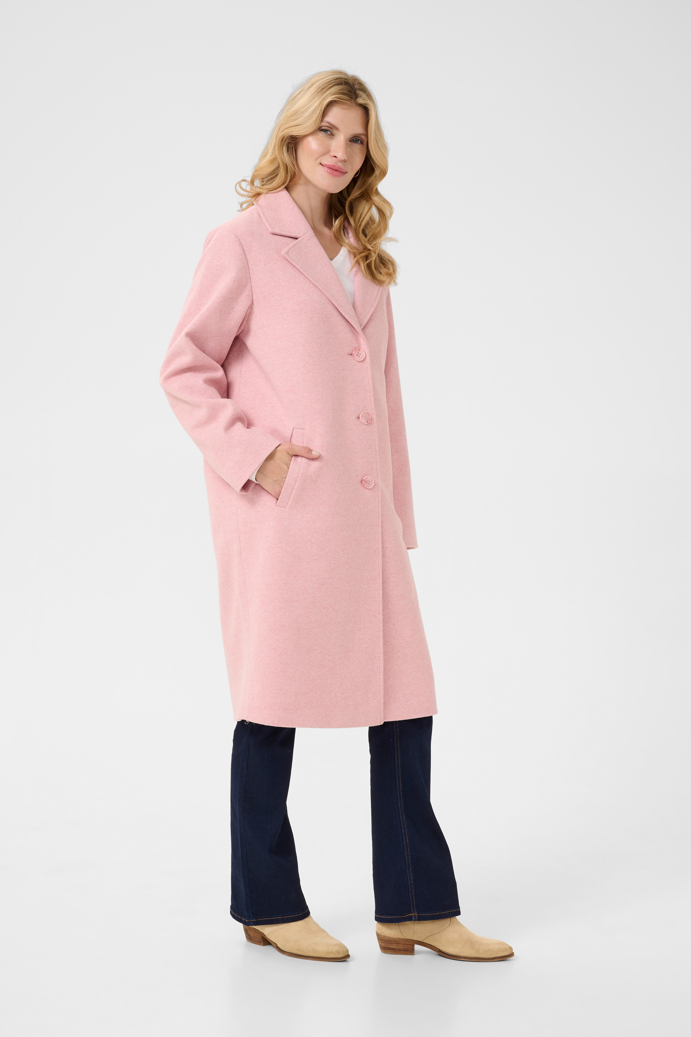 CRGianina Coat LOOKBOOK FRONT 10613221-151614