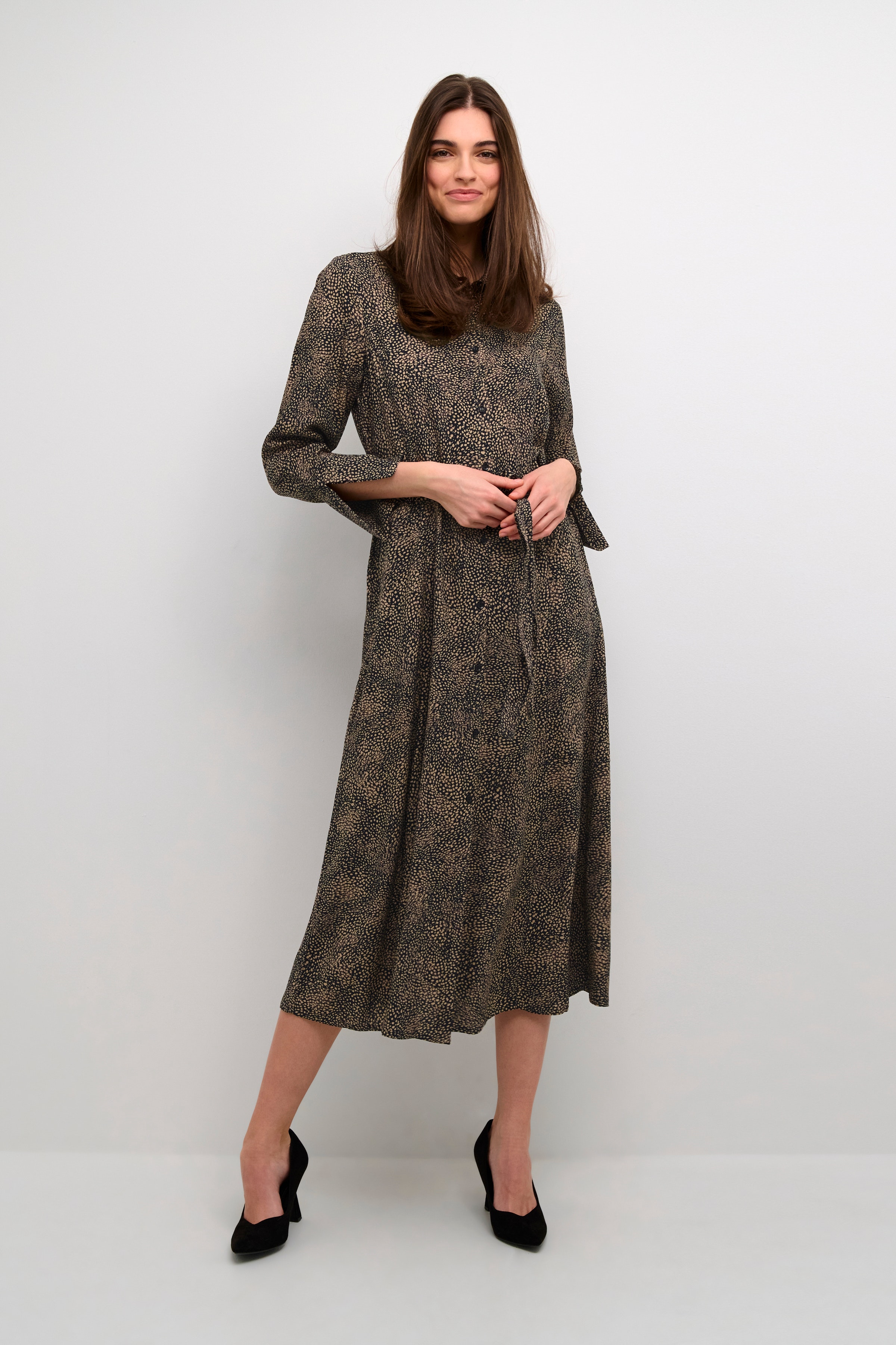 CRTiah Kleid LOOKBOOK FRONT 10611683-106401