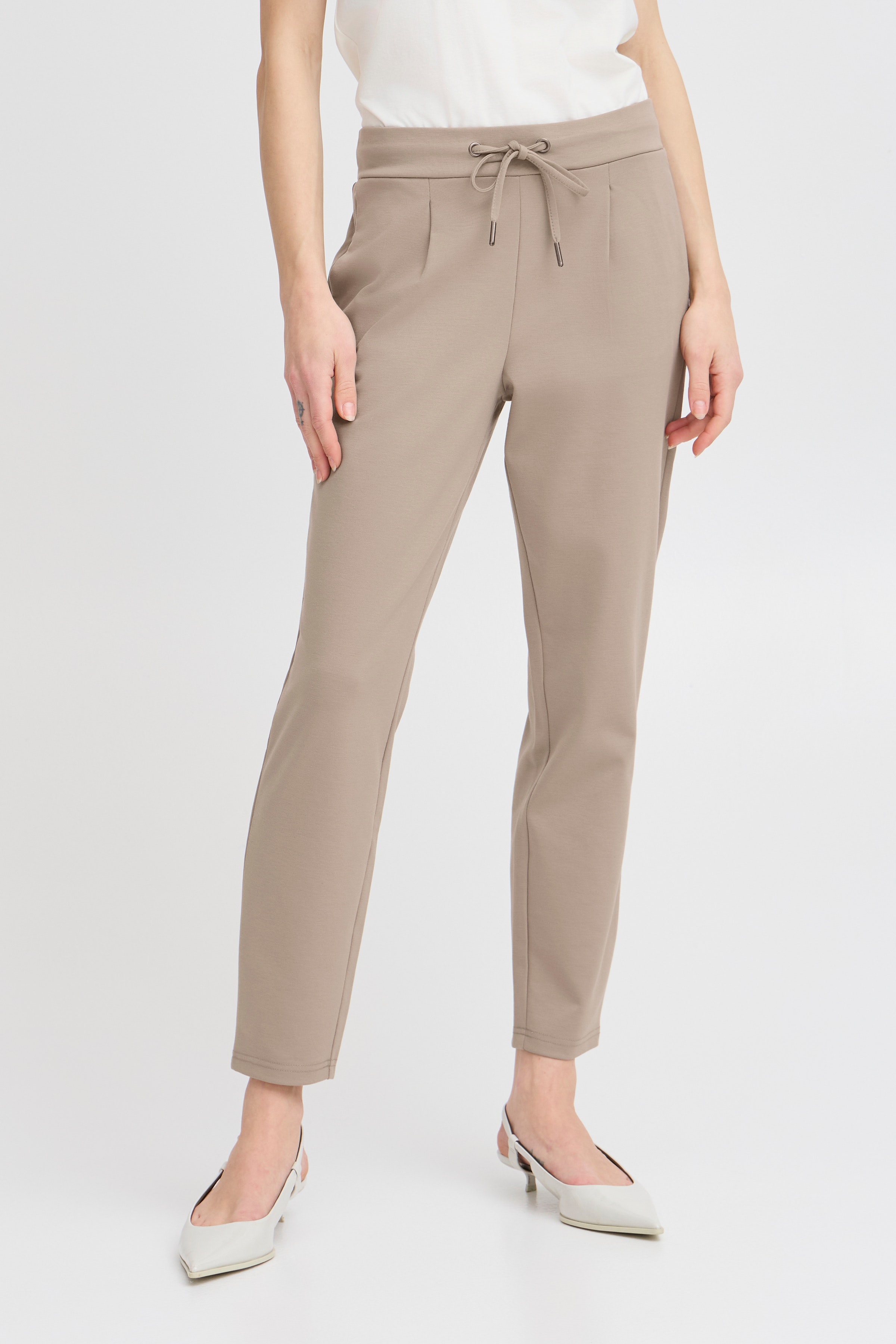 BYRizetta Byxor LOOKBOOK FRONT 20803903-171105