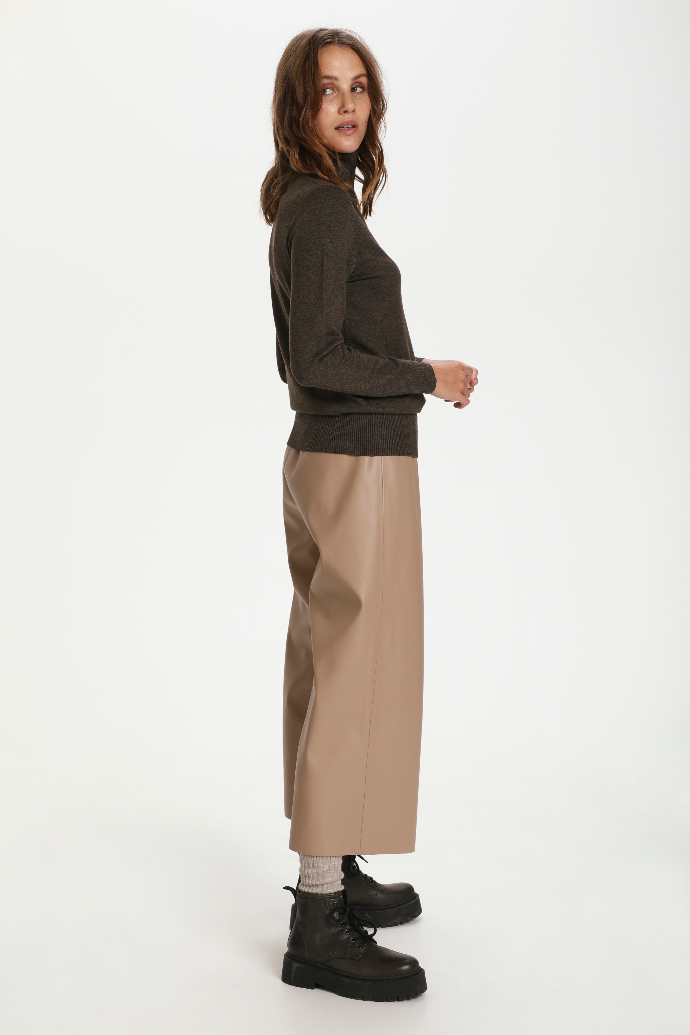 MilaSZ Rollneck Pullover LOOKBOOK FRONT 30500018-1908101