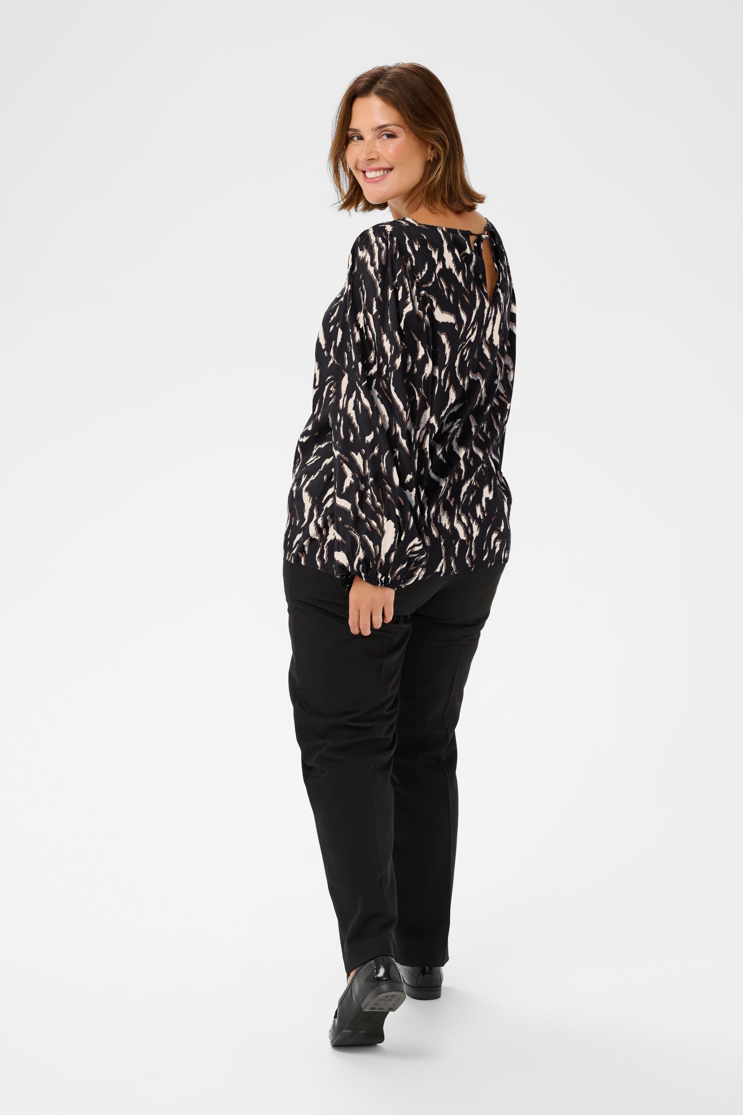 KCmilina Bluse LOOKBOOK BACK 10583607-108271