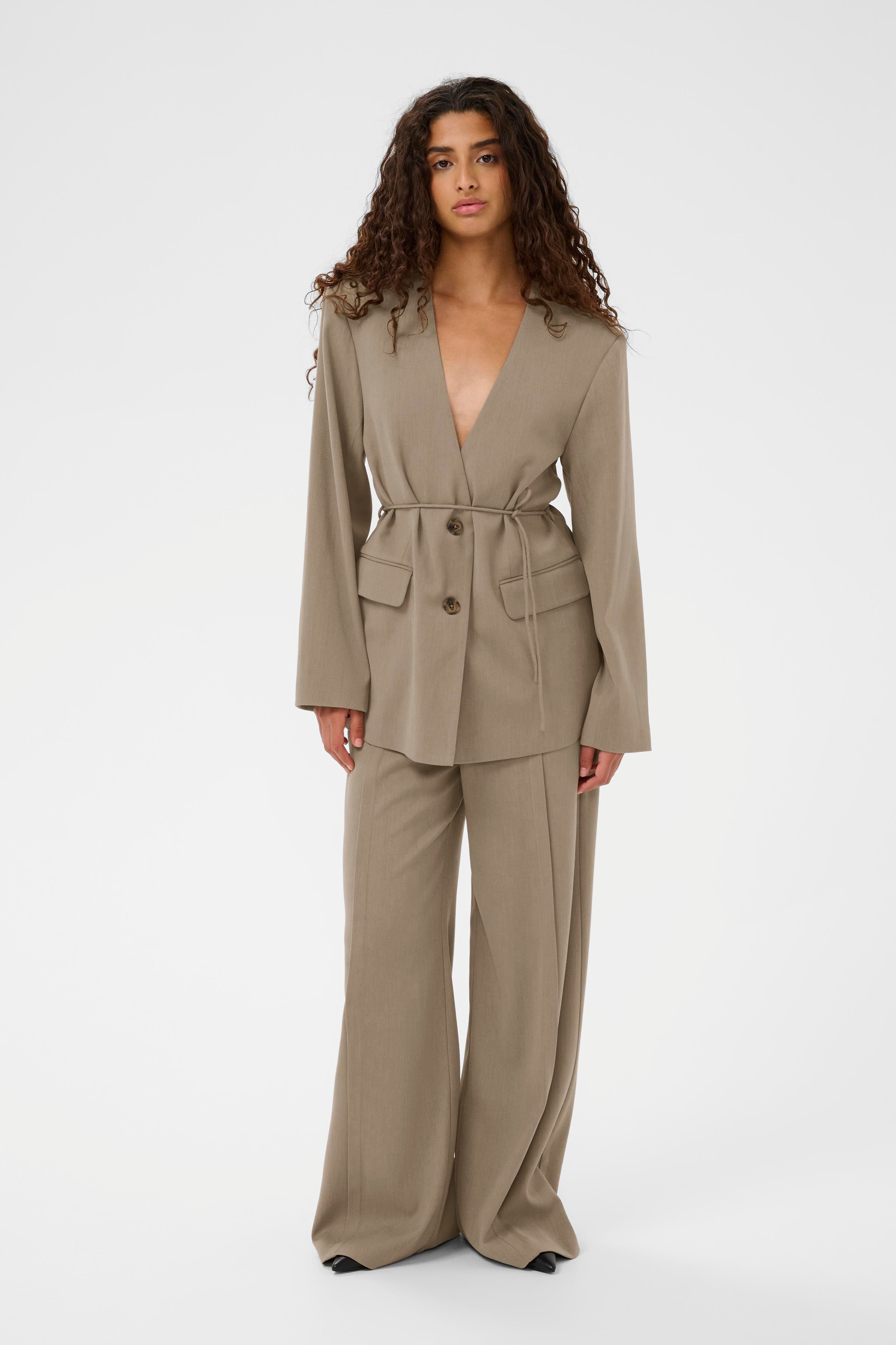 SLBevine Blazer LOOKBOOK FRONT 30408931-171310