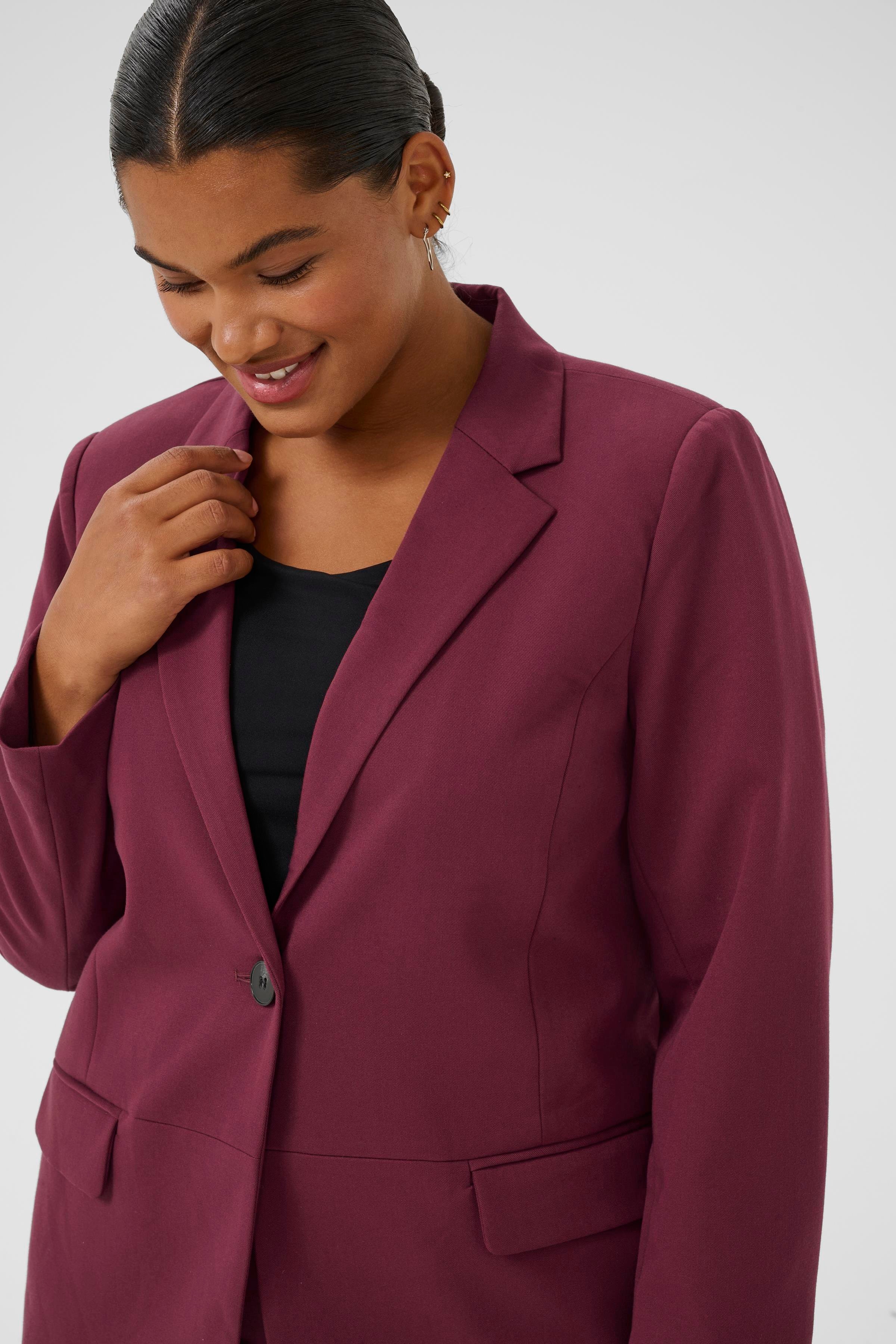KCsakira Blazer LOOKBOOK DETAIL 10580933-191528