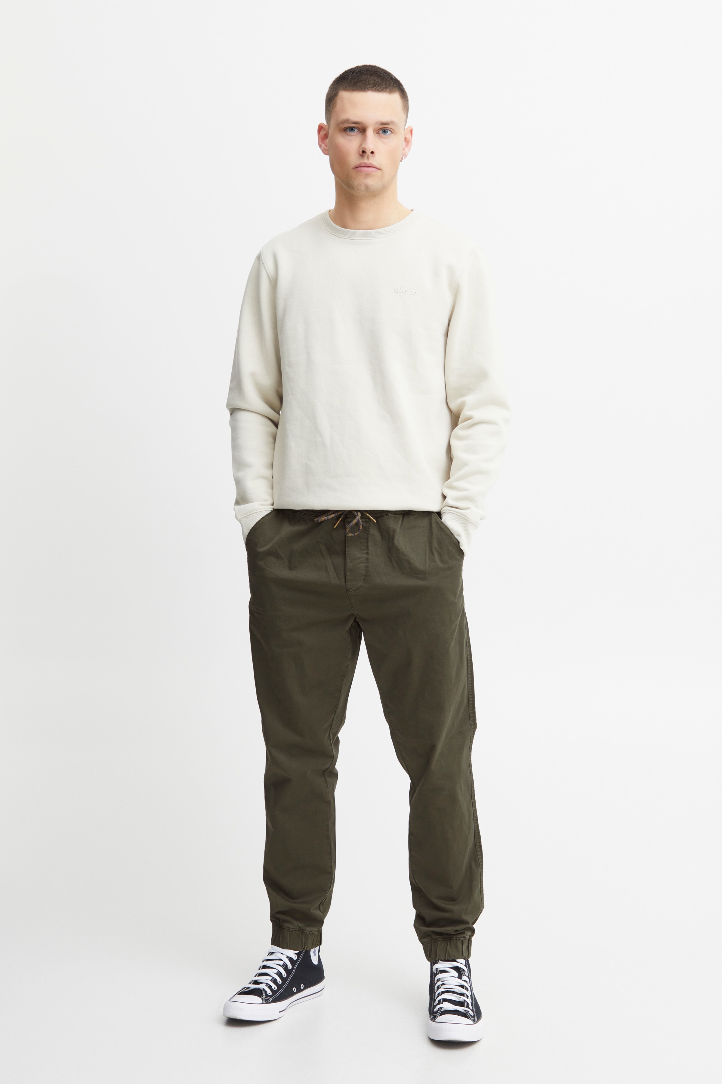 Casual pants LOOKBOOK FRONT 20712044-190414