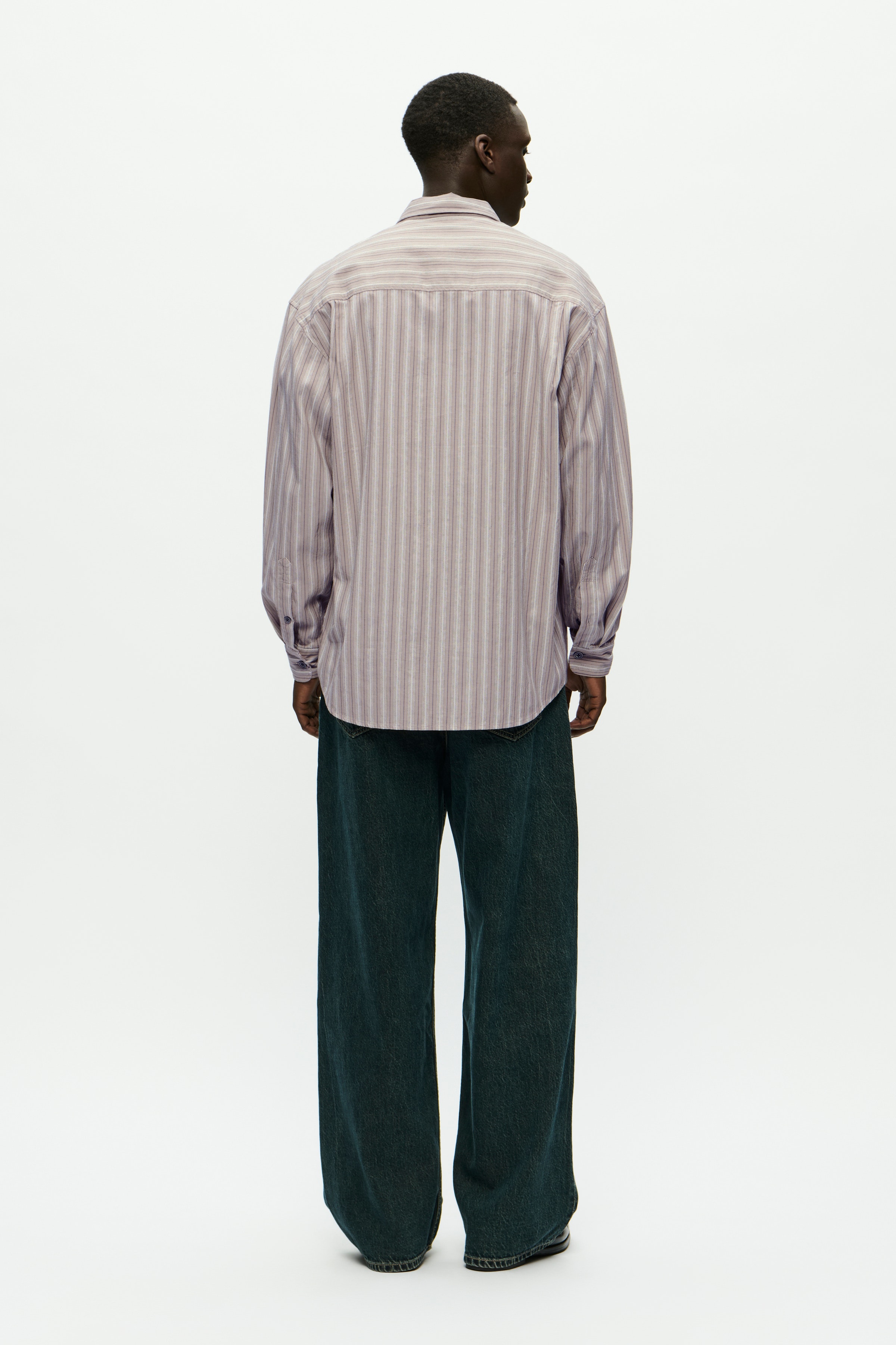 WWCarter Shirt LOOKBOOK BACK 30251492-304104
