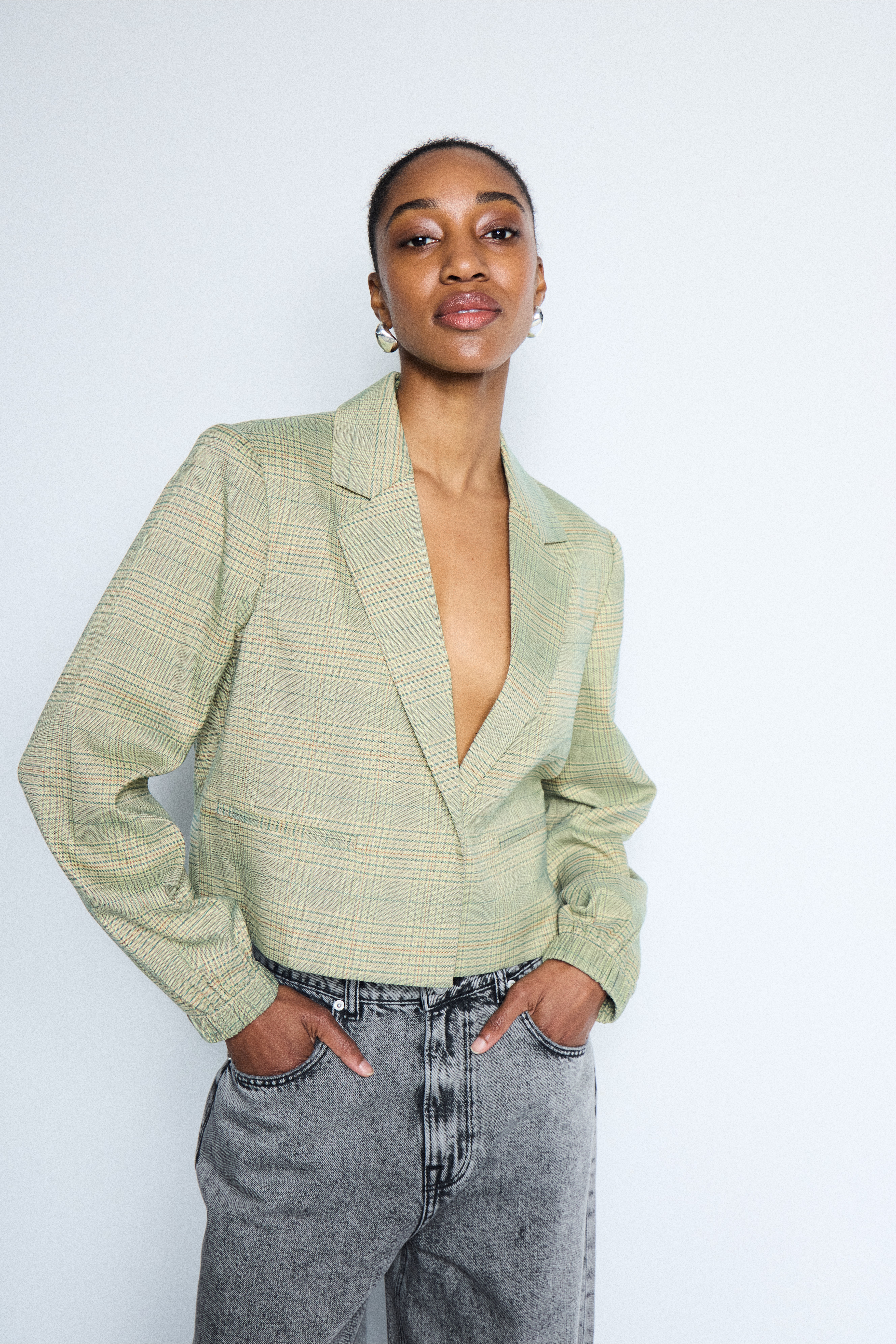 IHJOLI Blazer LOCATION NONE 20125003-900004598