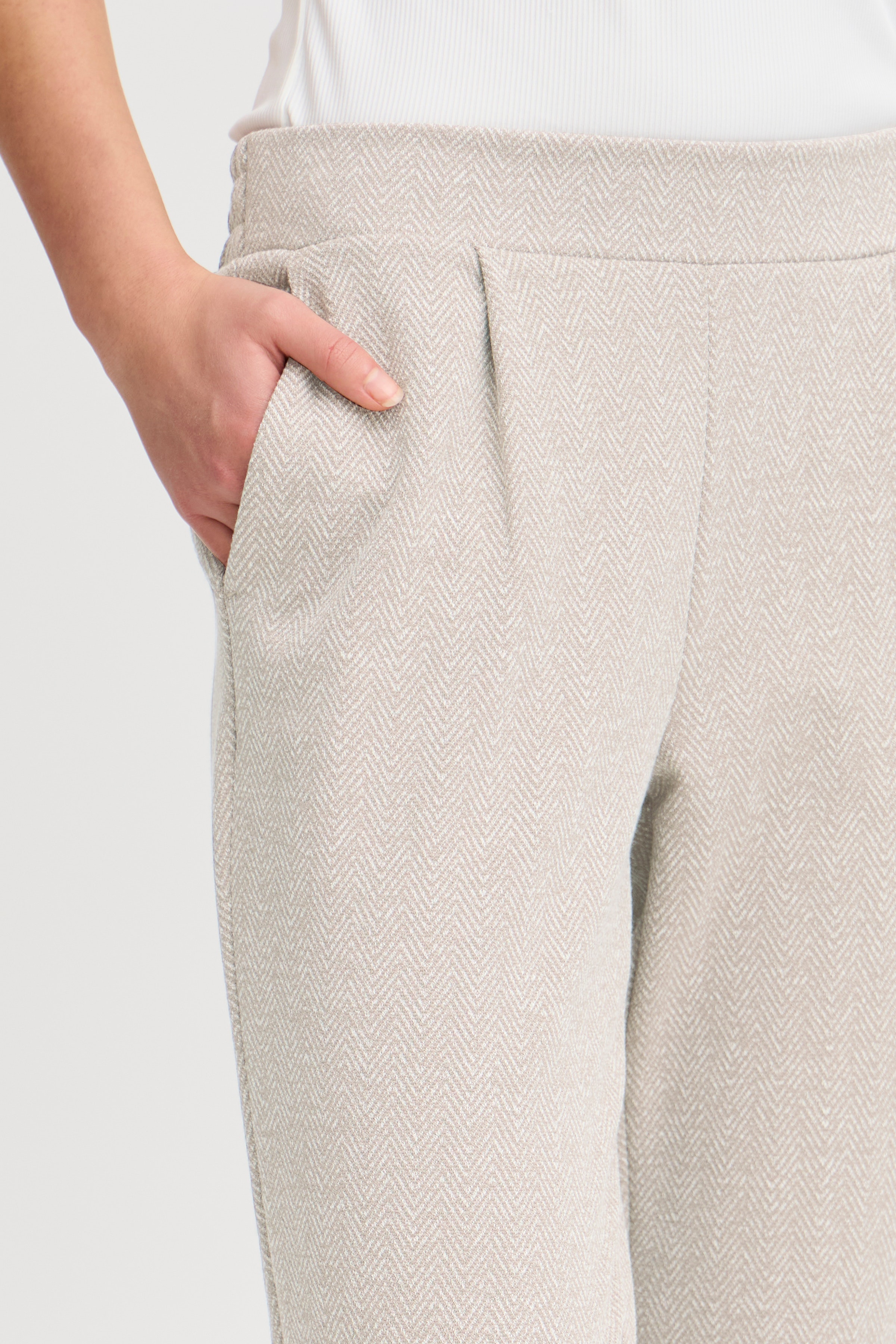 IHKATE Trousers LOOKBOOK DETAIL 20121601-204261