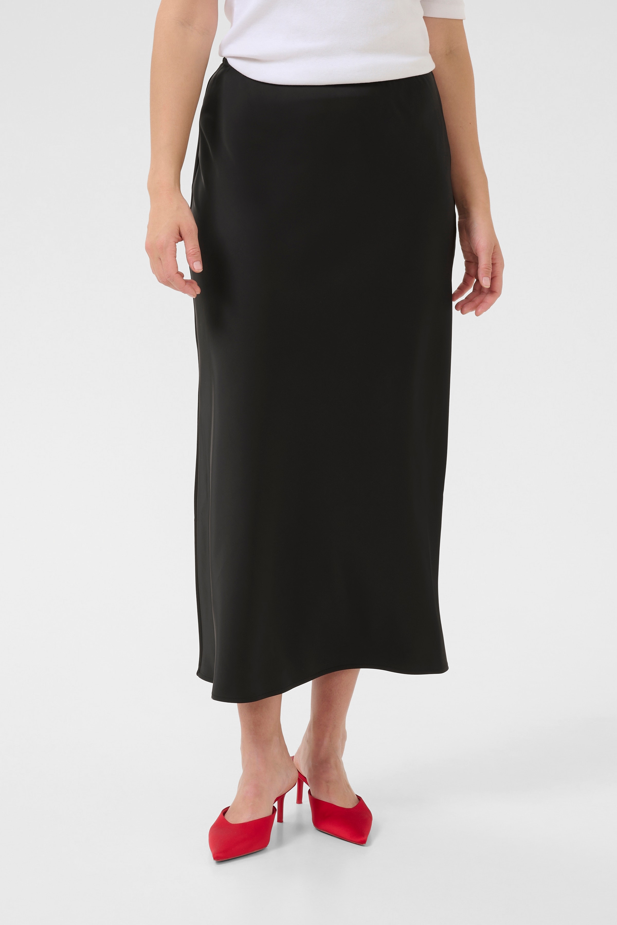 KAhill Skirt LOOKBOOK FRONT 10509575-100121