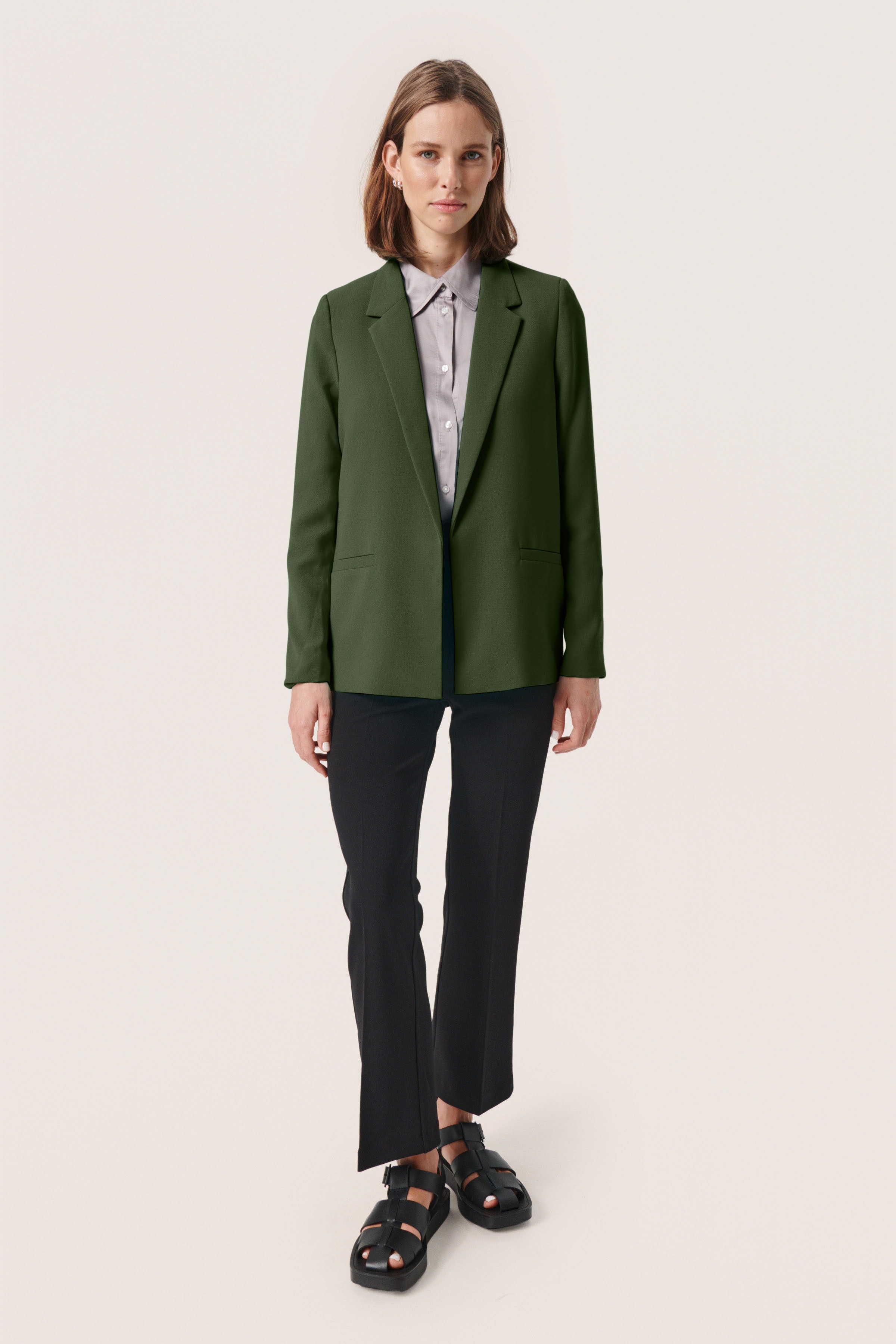 SLShirley Blazer LOOKBOOK FRONT 30405412-190417