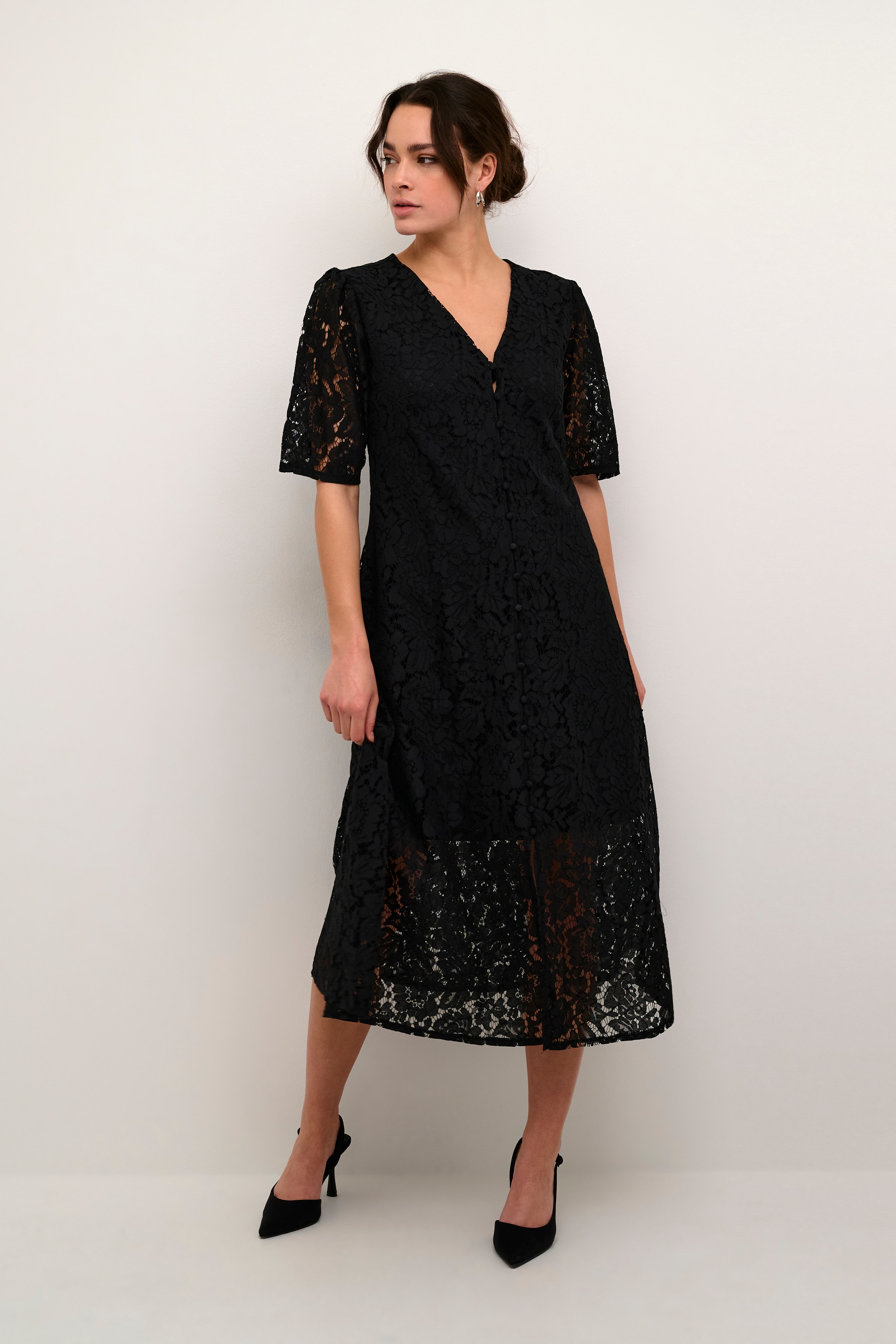 KAnomi Lace dress LOOKBOOK FRONT 10509157-100121