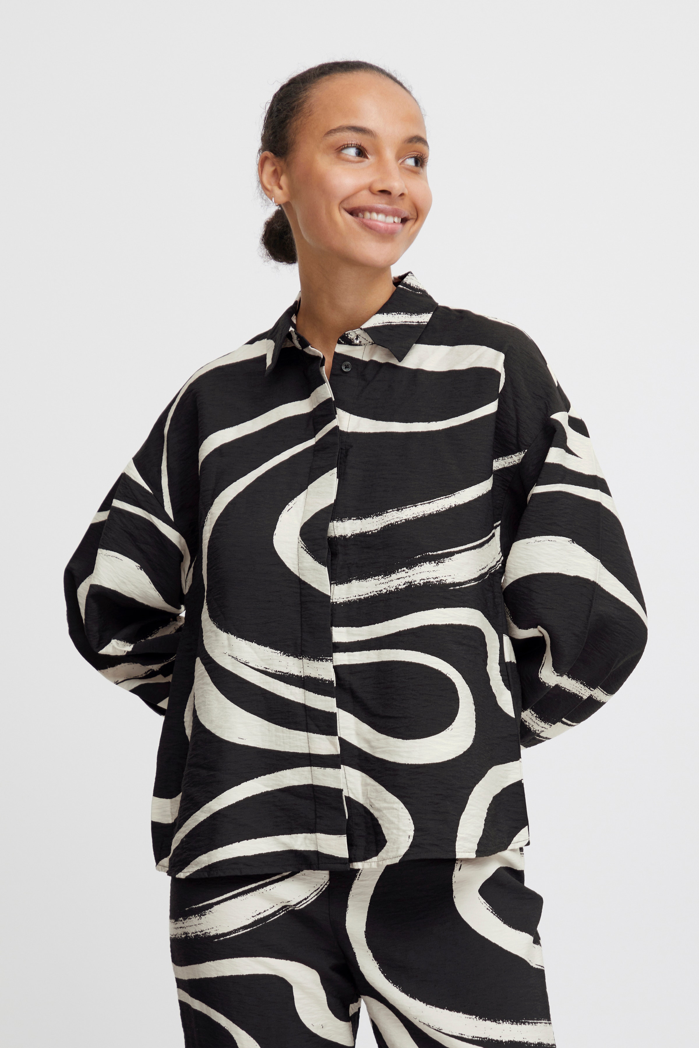 BYIBINE Shirt LOOKBOOK FRONT 20814571-200453