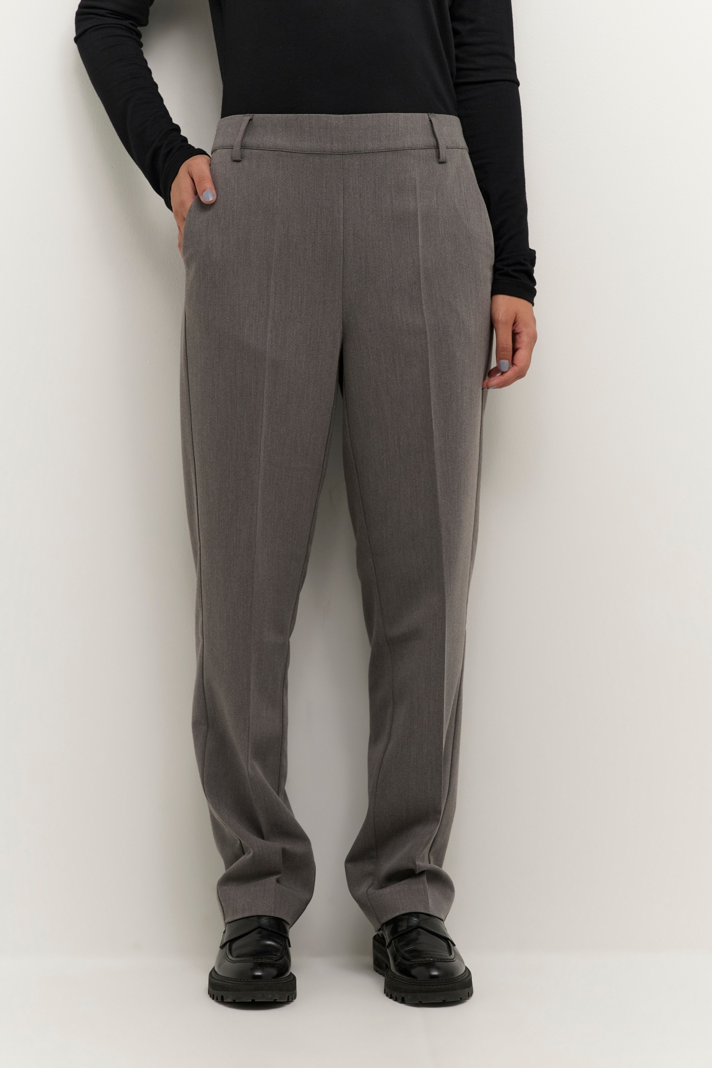 KAsakura Long Pants LOOKBOOK FRONT 10506858-100125