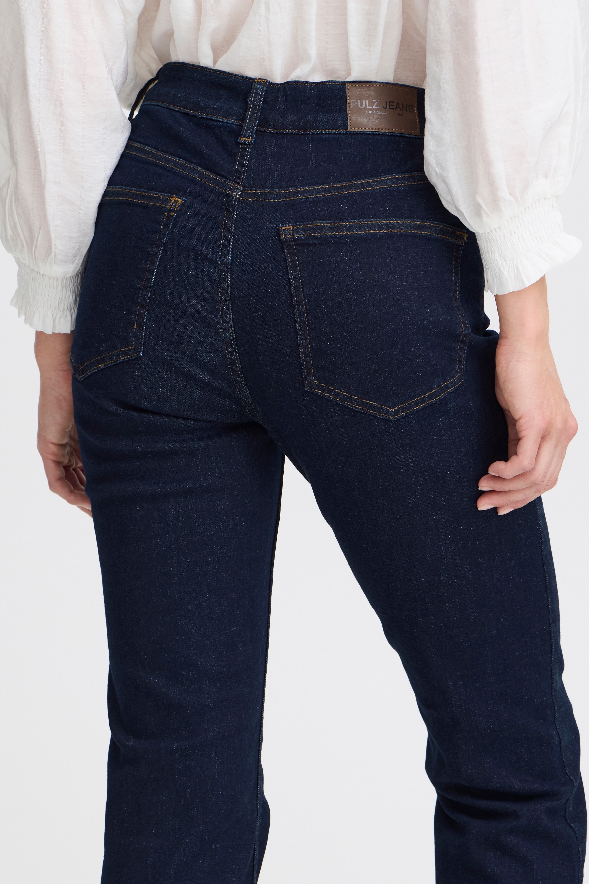 PZBECCA Jeans LOOKBOOK DETAIL 50207285-202124