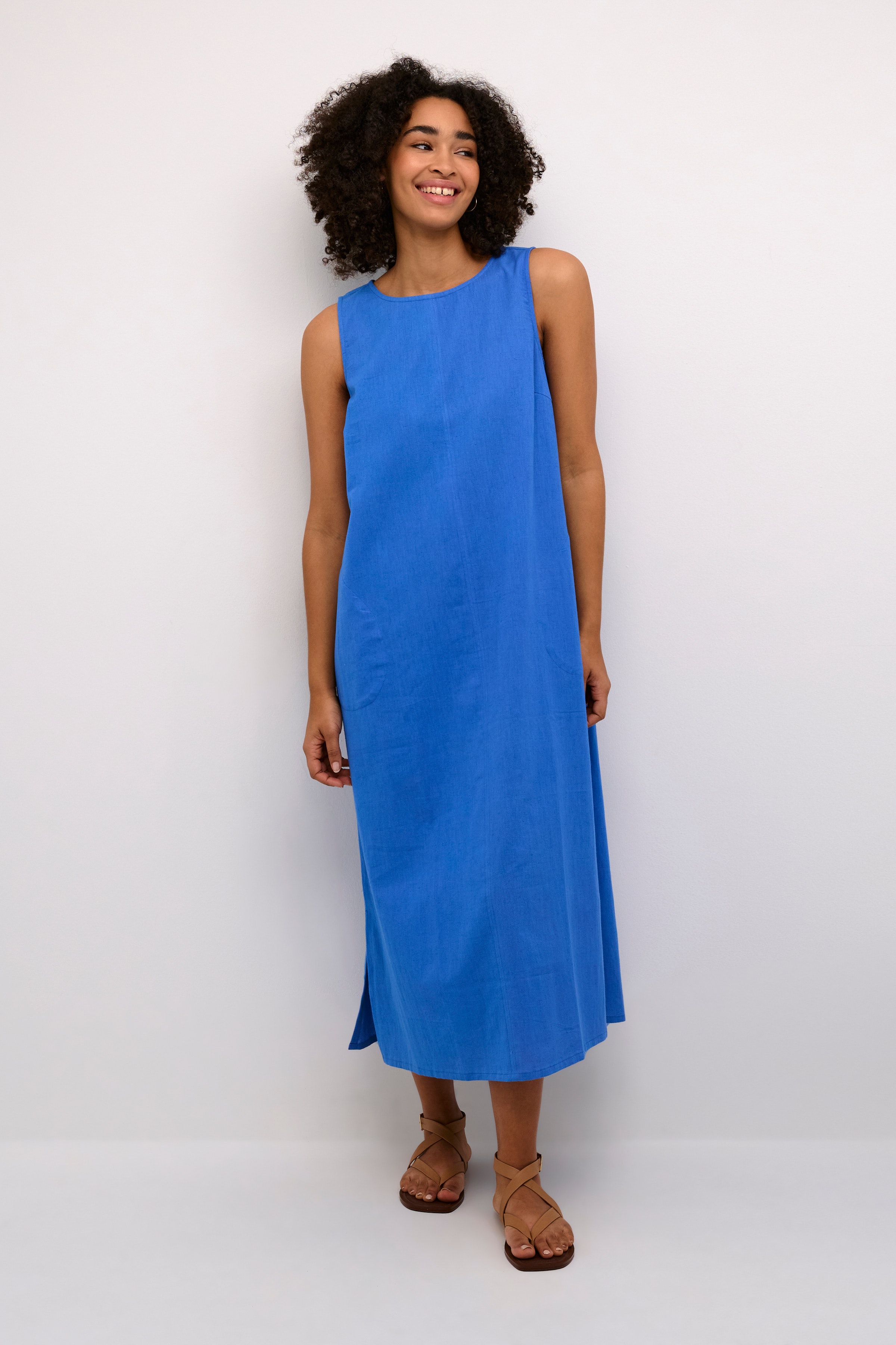 BPbella Kleid LOOKBOOK FRONT 10590692-194053B