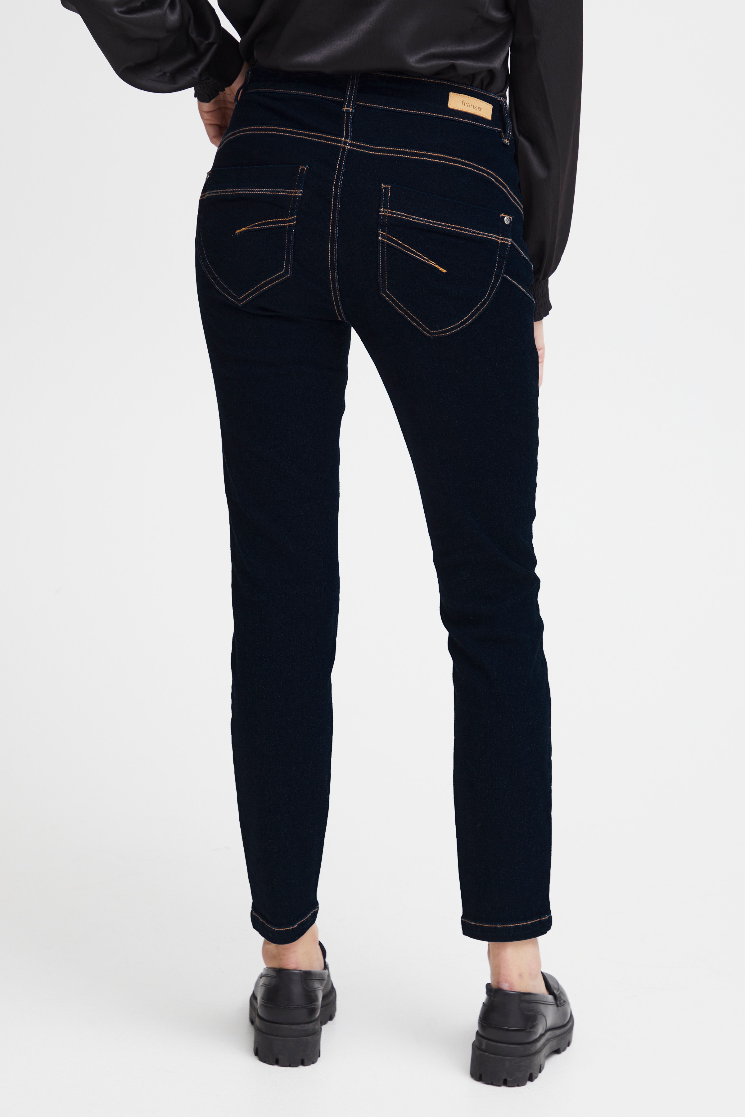 FRVILJA Jeans LOOKBOOK FRONT 20611217-200070