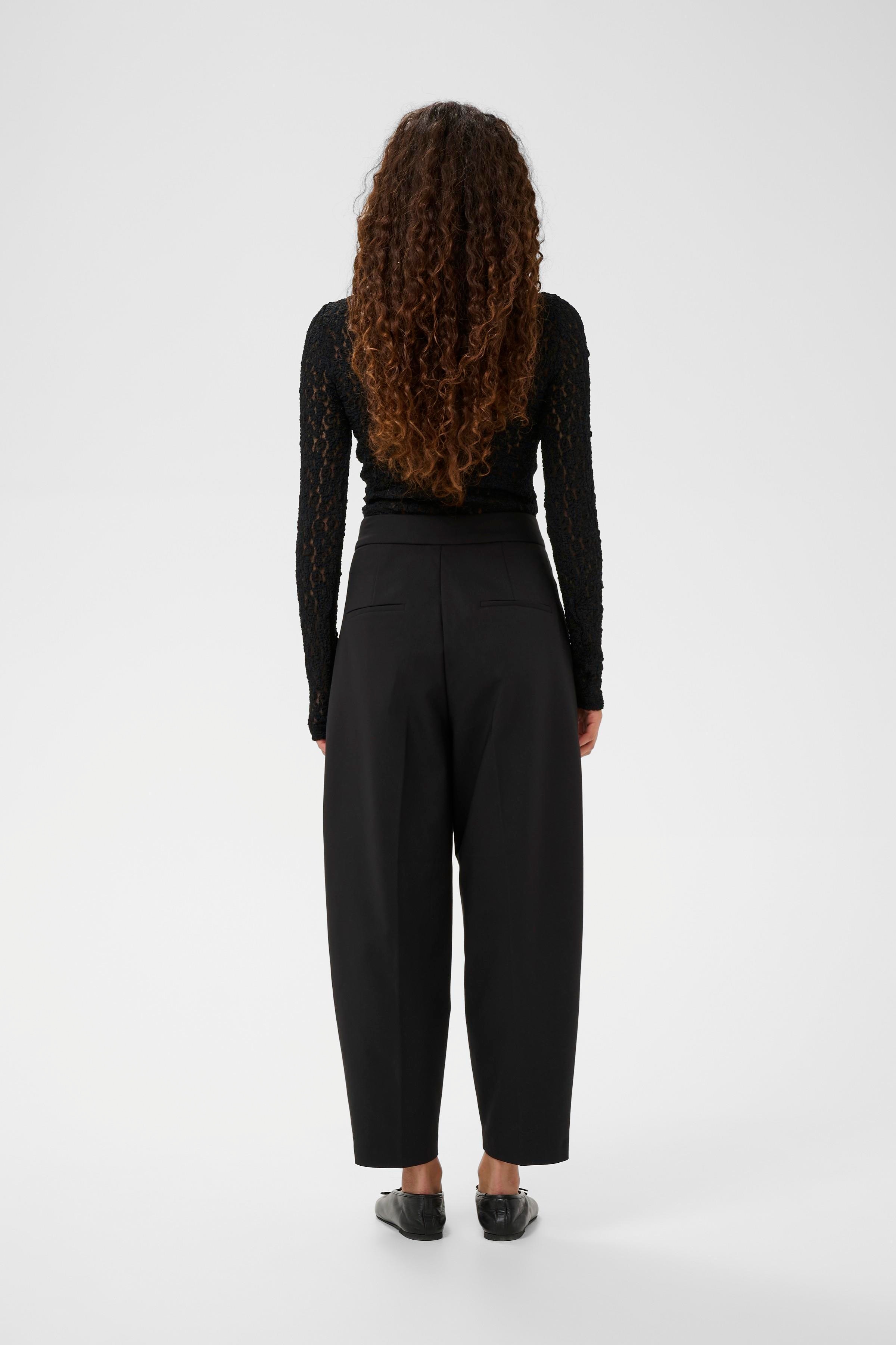 RissaIW T-shirt LOOKBOOK BACK 30110403-194008