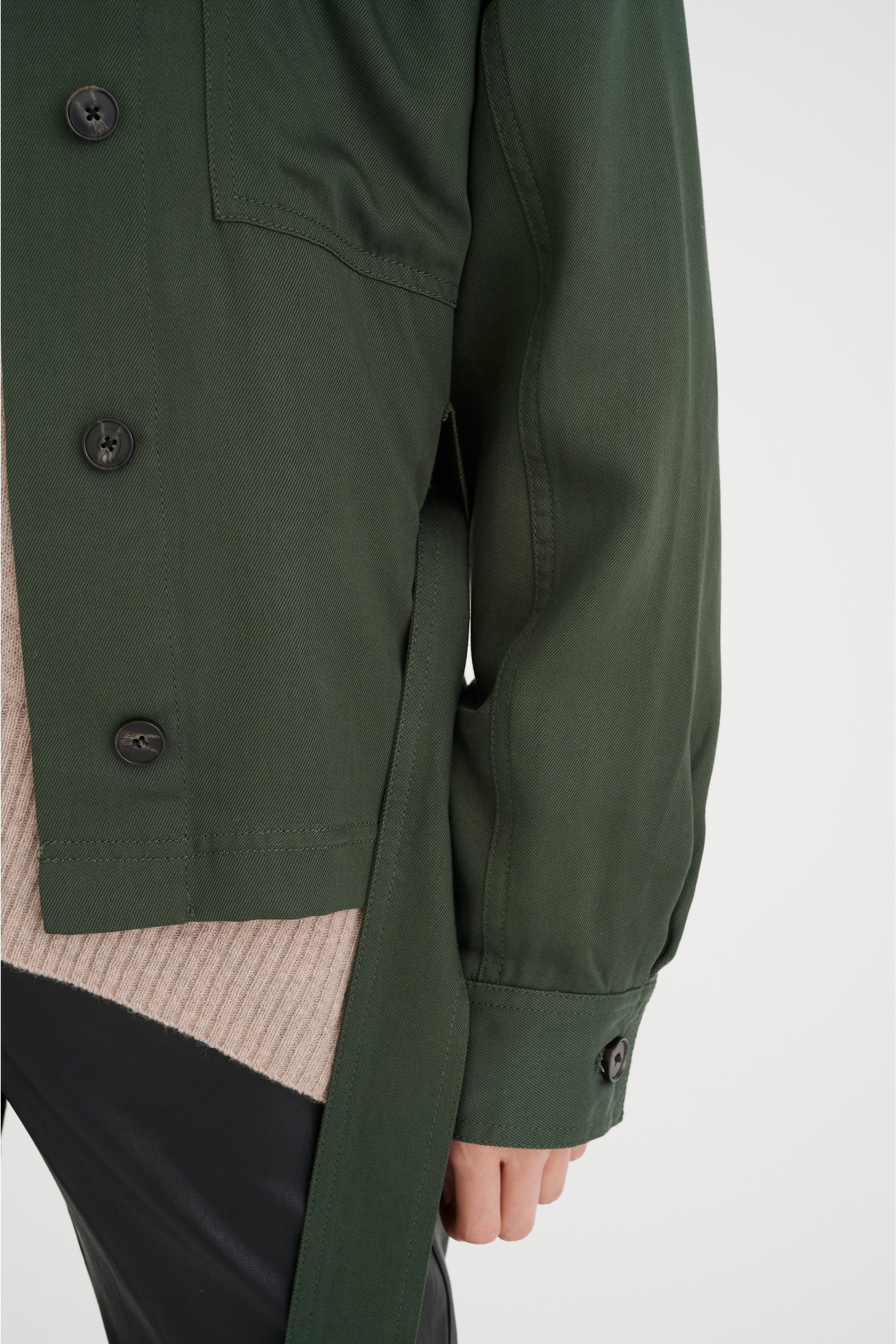 IzlaIW Jacke LOOKBOOK DETAIL 30106379-190307