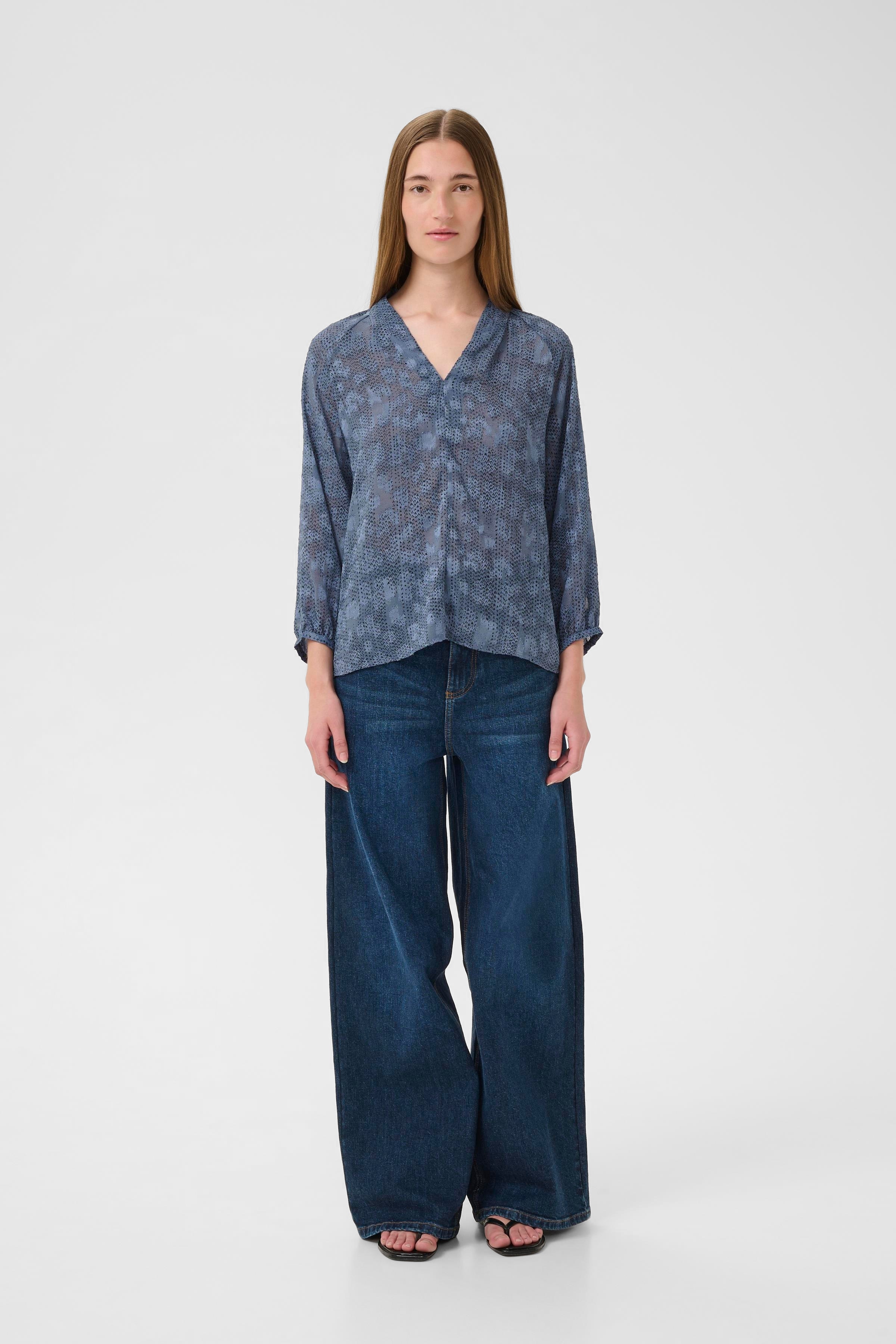 AddisonIW Blouse LOOKBOOK FRONT 30110889-304191