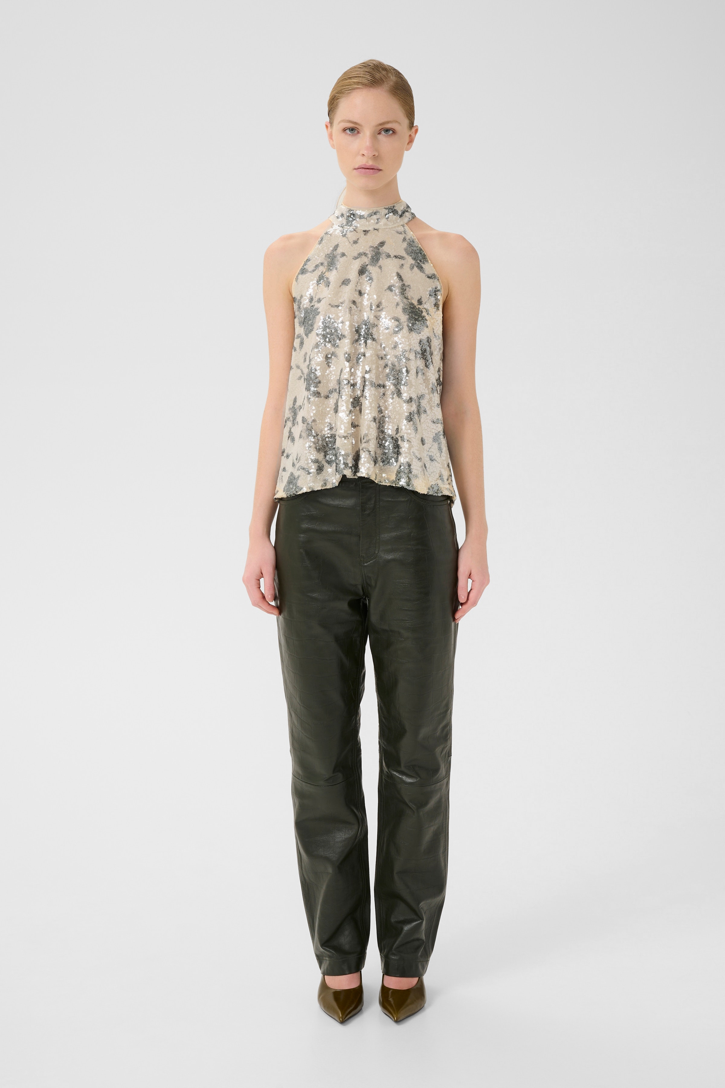 GZsveda Top LOOKBOOK FRONT 10910942-108300