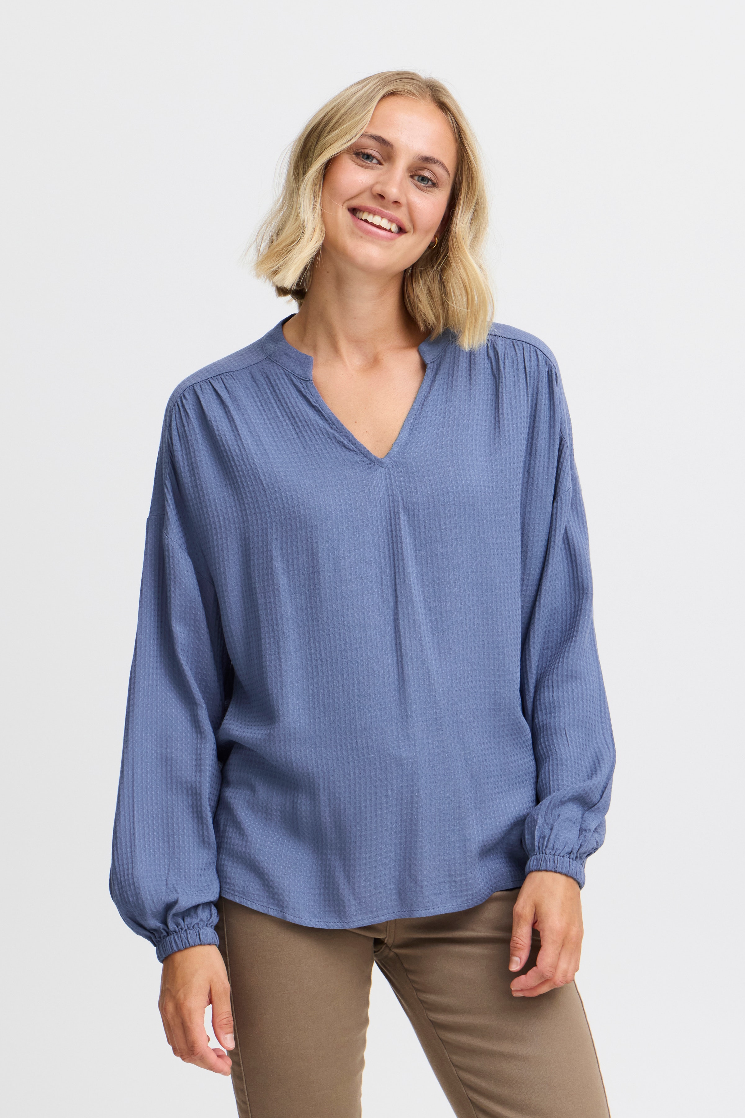 FROLINE Bluse LOOKBOOK FRONT 20614143-193929