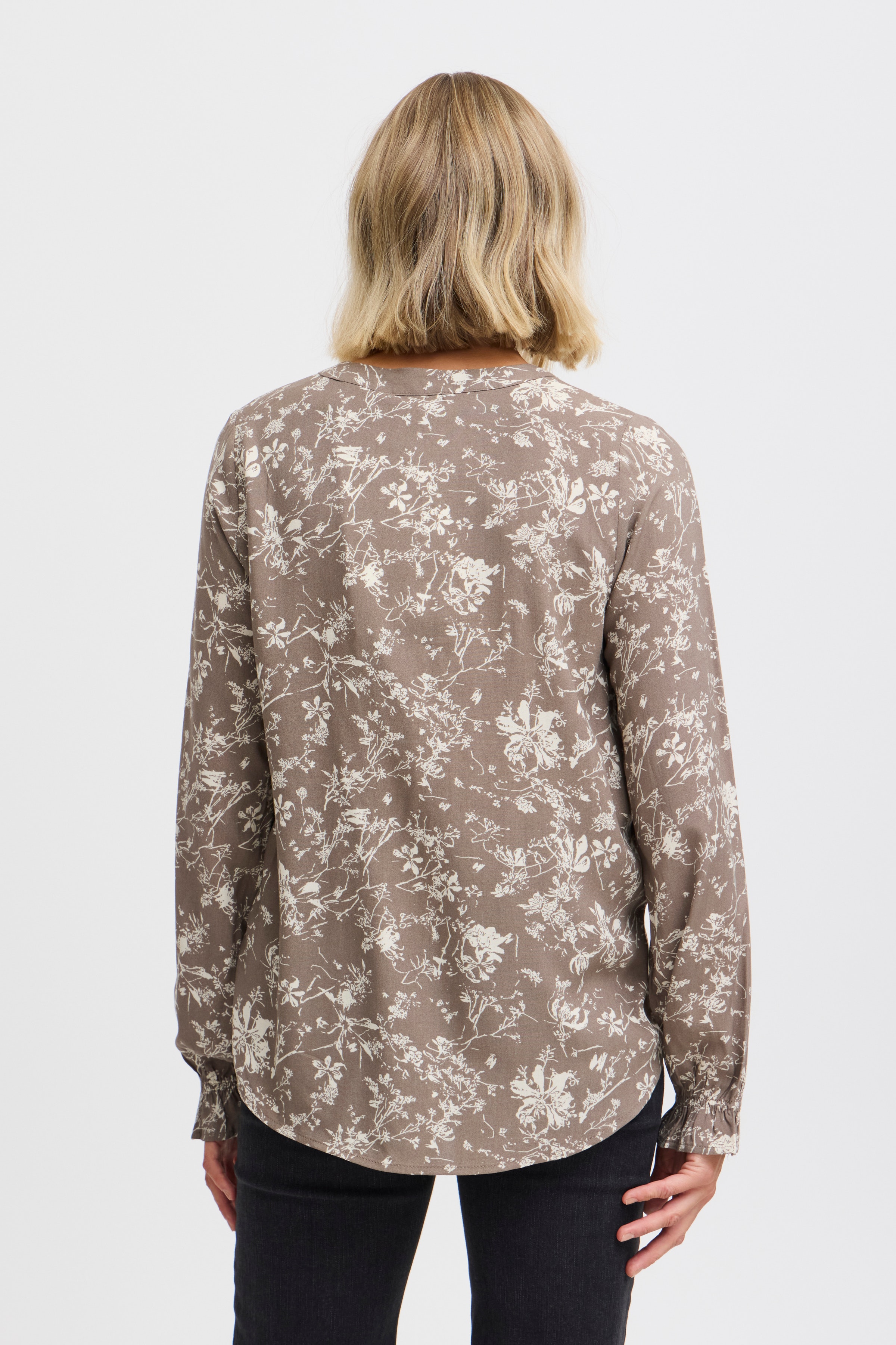 FRFLOWY Bluse LOOKBOOK FRONT 20614106-203943