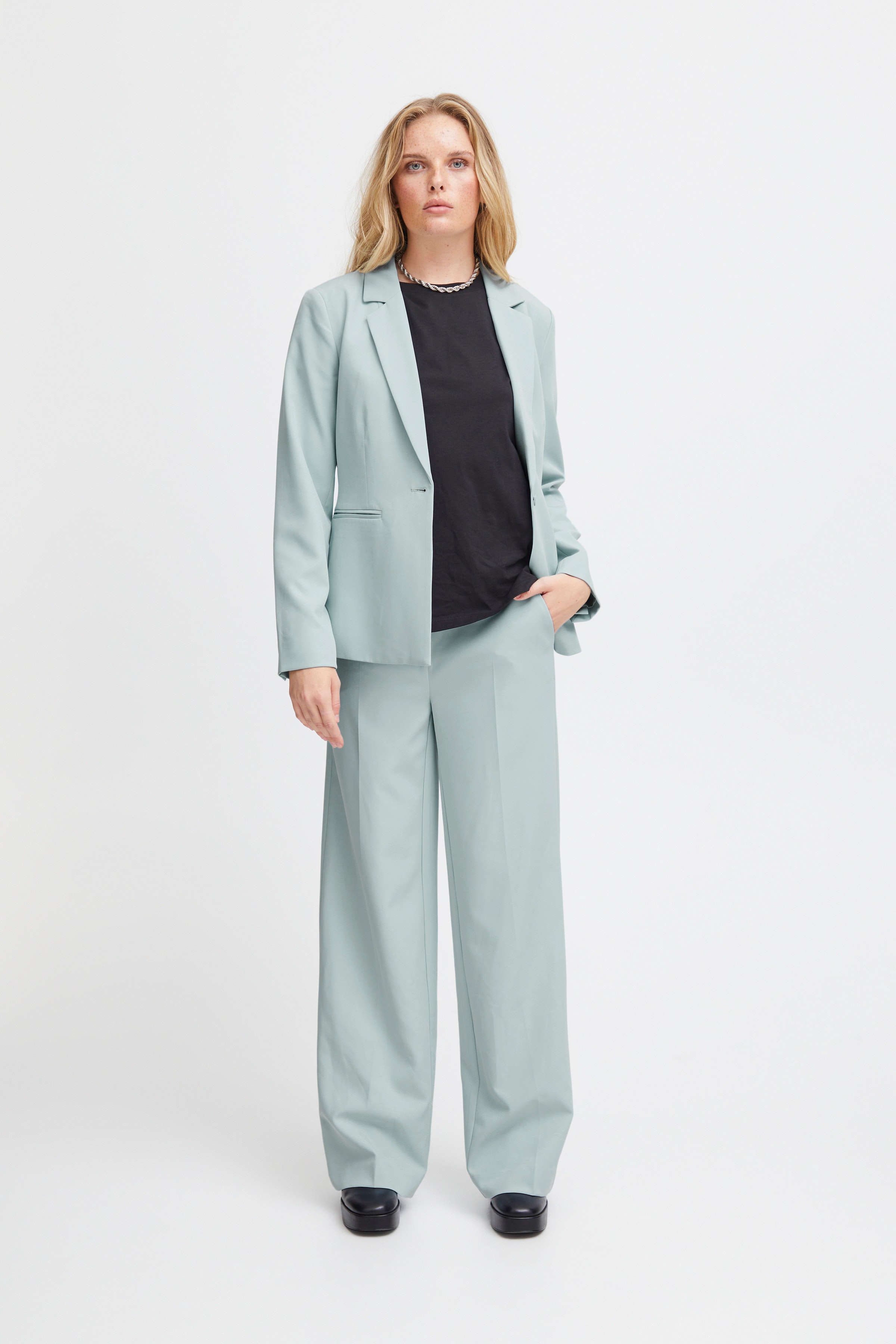 IHLEXI Trousers LOOKBOOK FRONT 20117838-144506