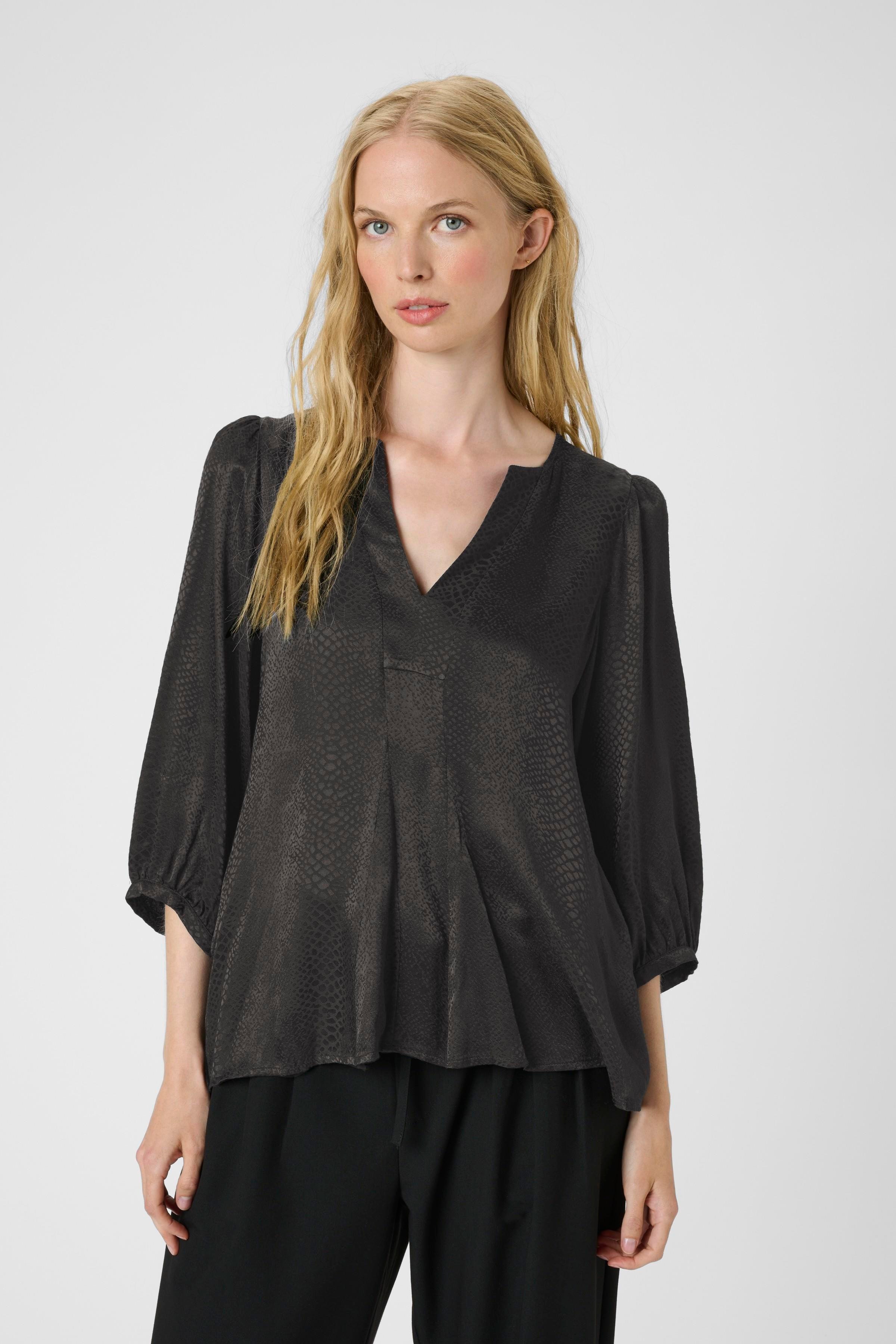 DarlingKB Blus LOOKBOOK FRONT 10104712-194008