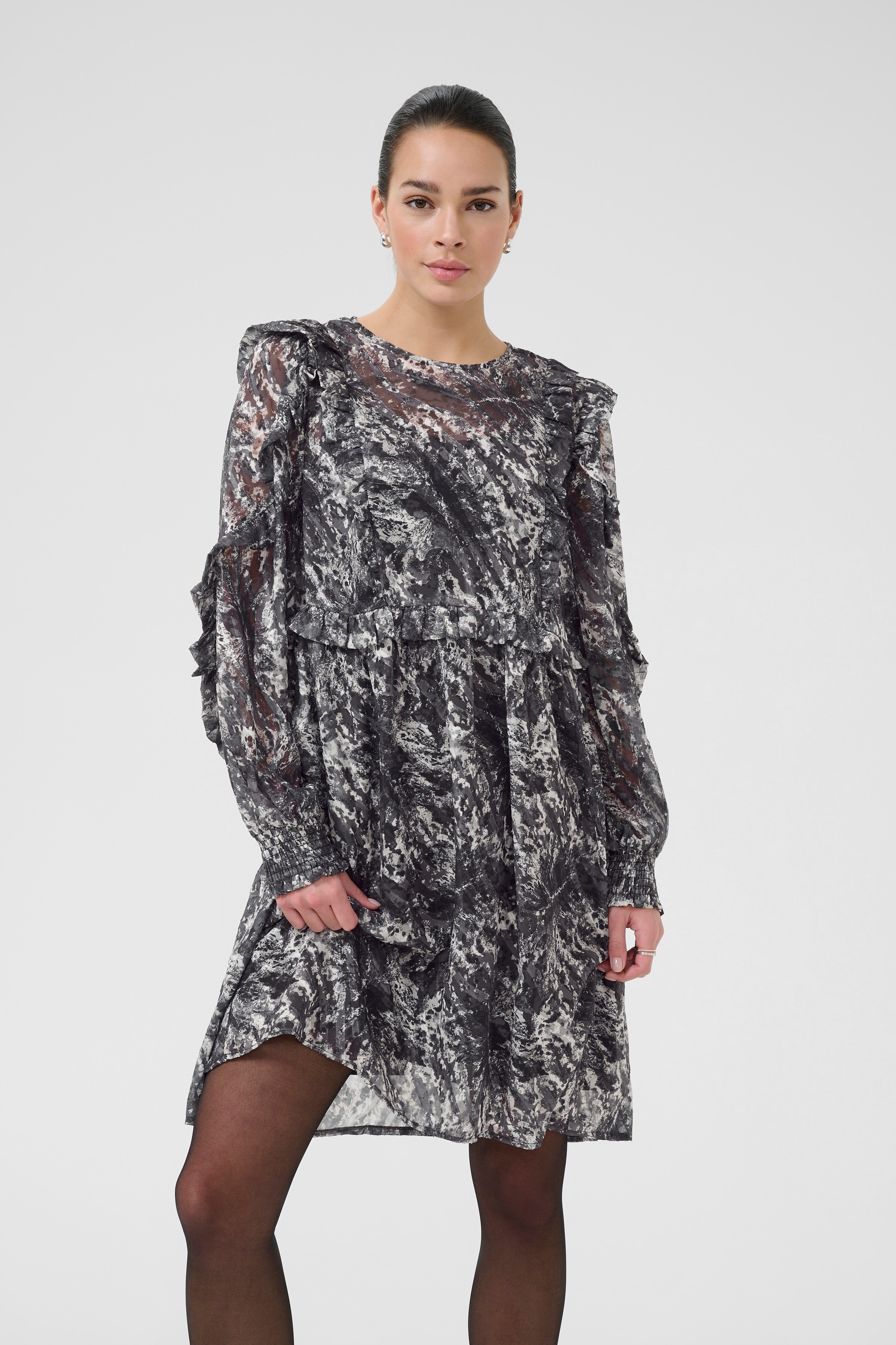 KAalica Dress LOOKBOOK FRONT 10510529-108203