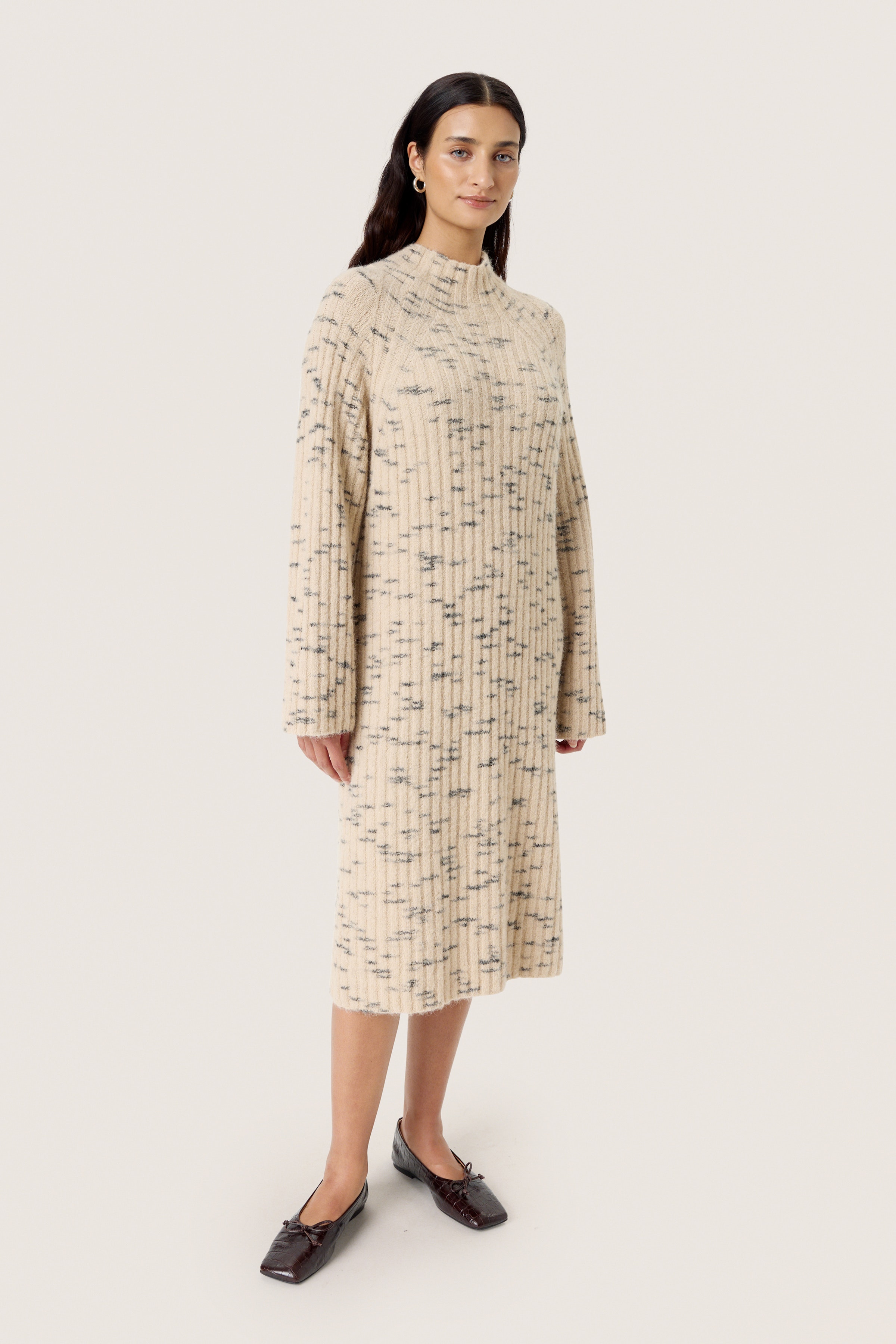 SLLiora Jurk LOOKBOOK FRONT 30408553-151308