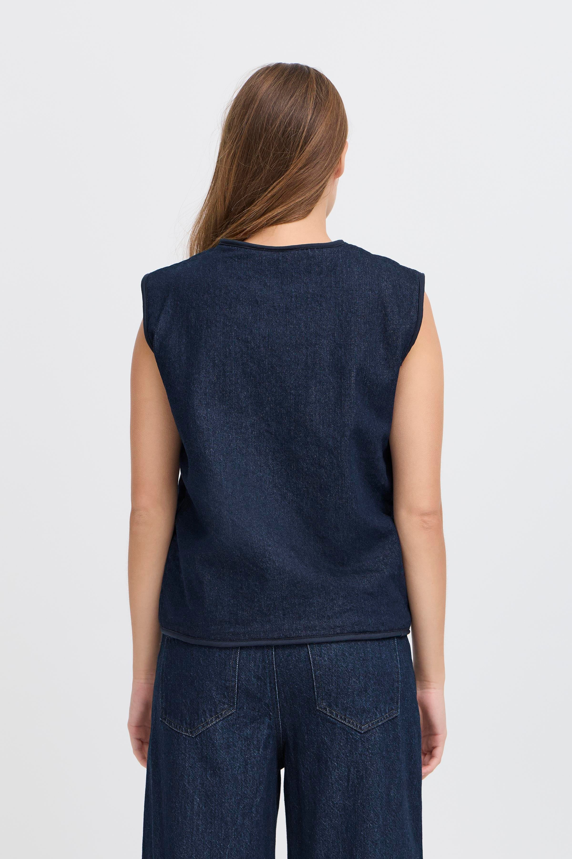 IHHIRAMO Vest LOOKBOOK FRONT 20124340-900000209