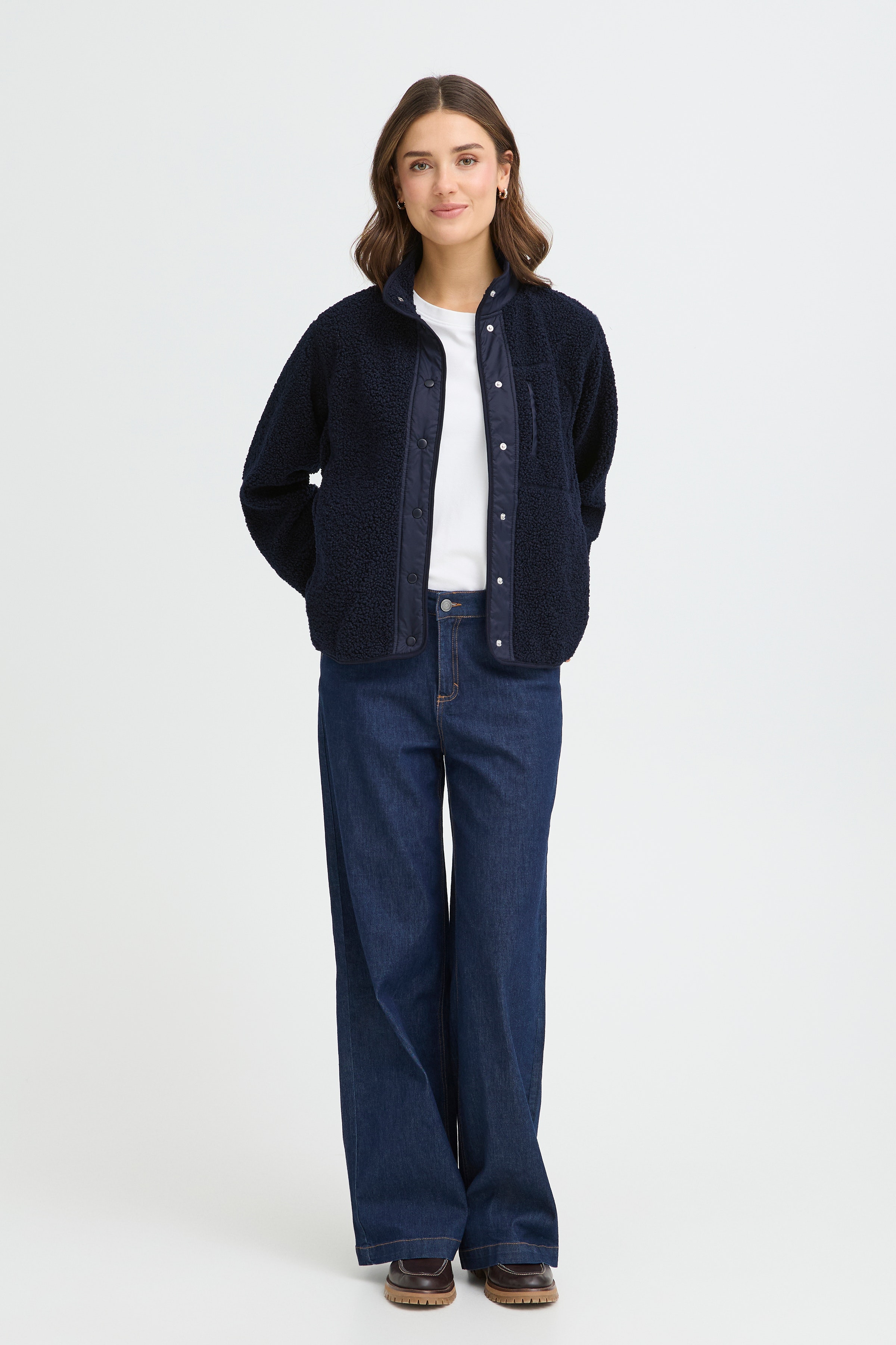 FRMIKALA Yttertøy LOOKBOOK FRONT 20617368-193923