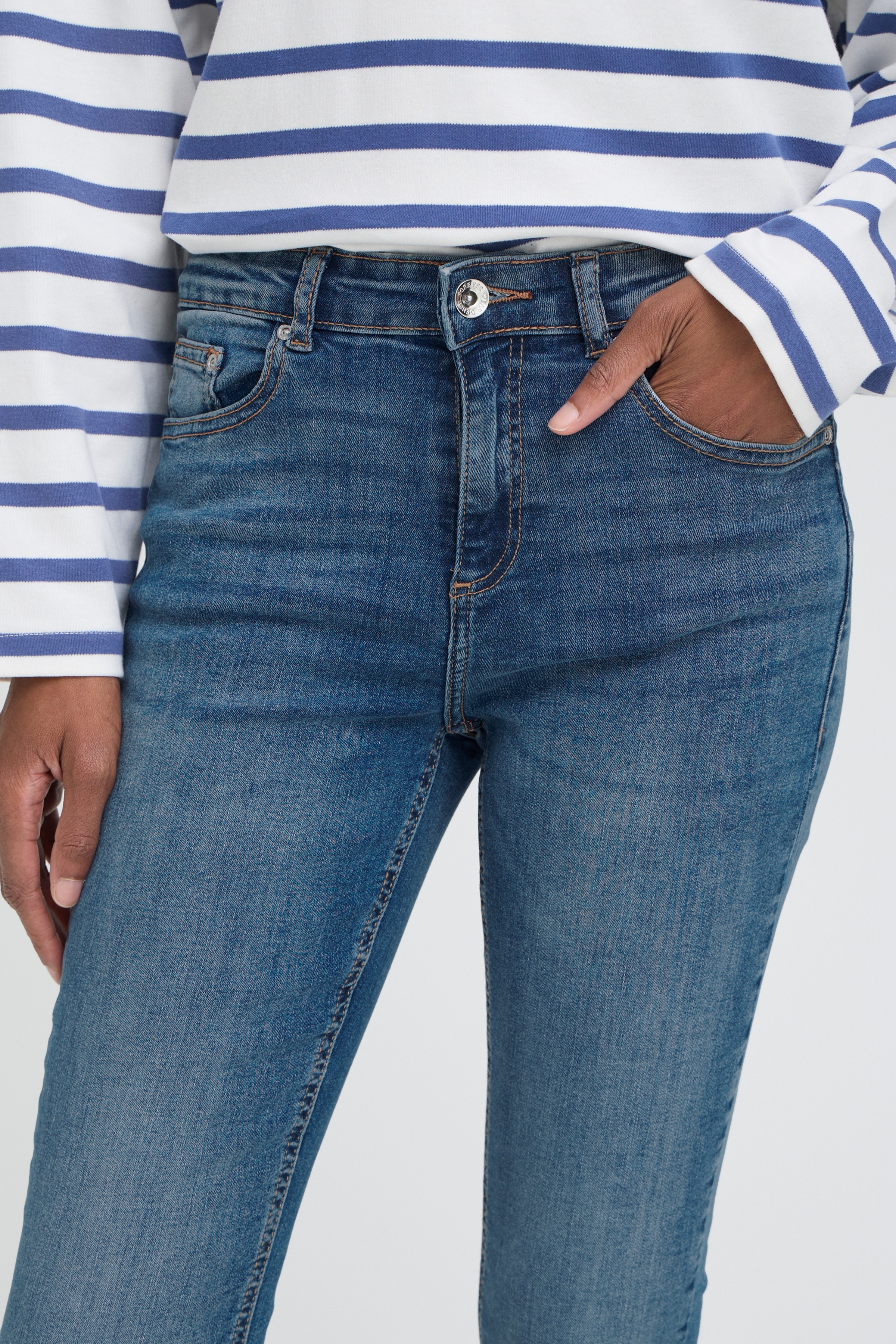 BYLOLA Jeans LOOKBOOK DETAIL 20807439-200460