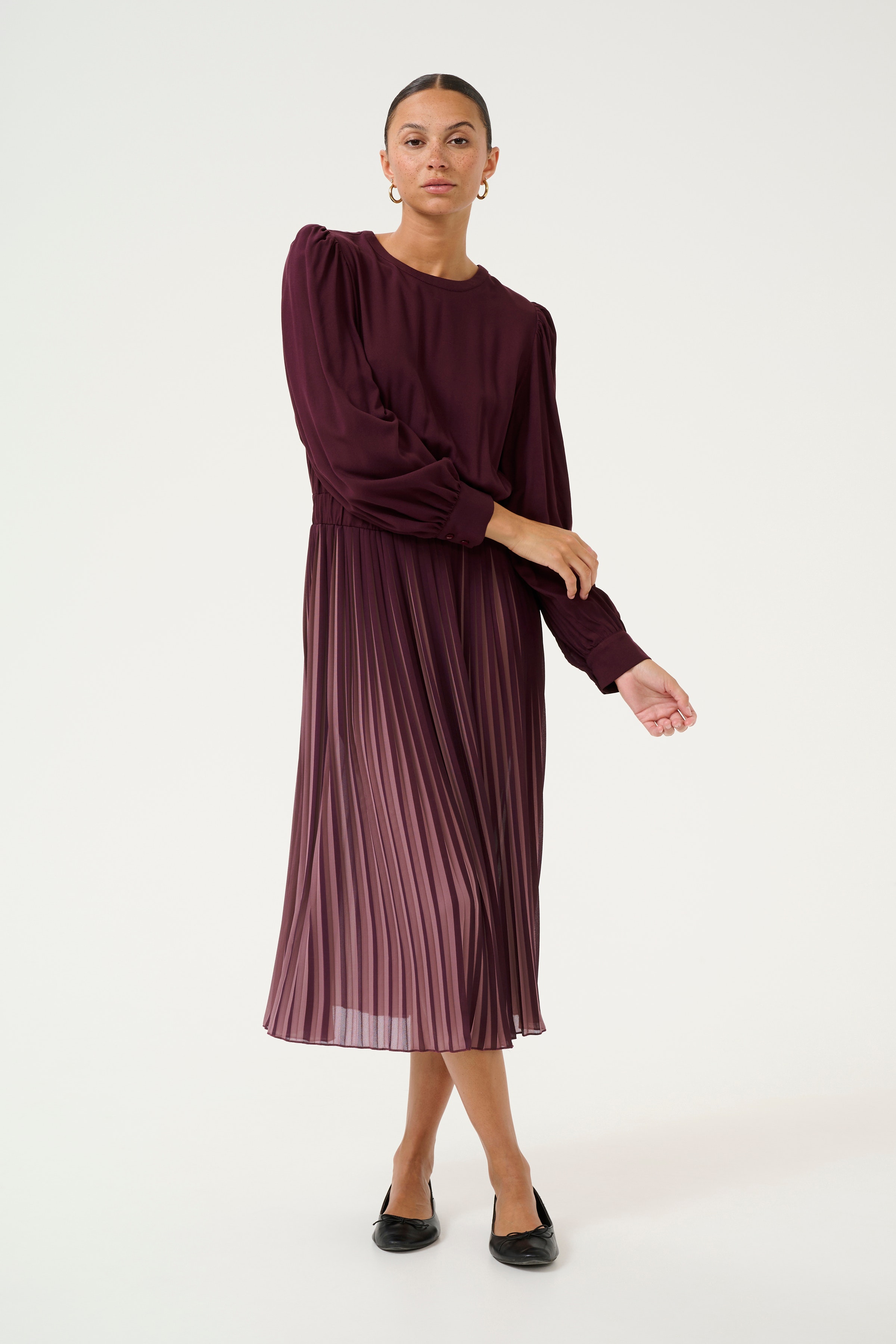 CUcarly Kjole LOOKBOOK FRONT 50109999-107167