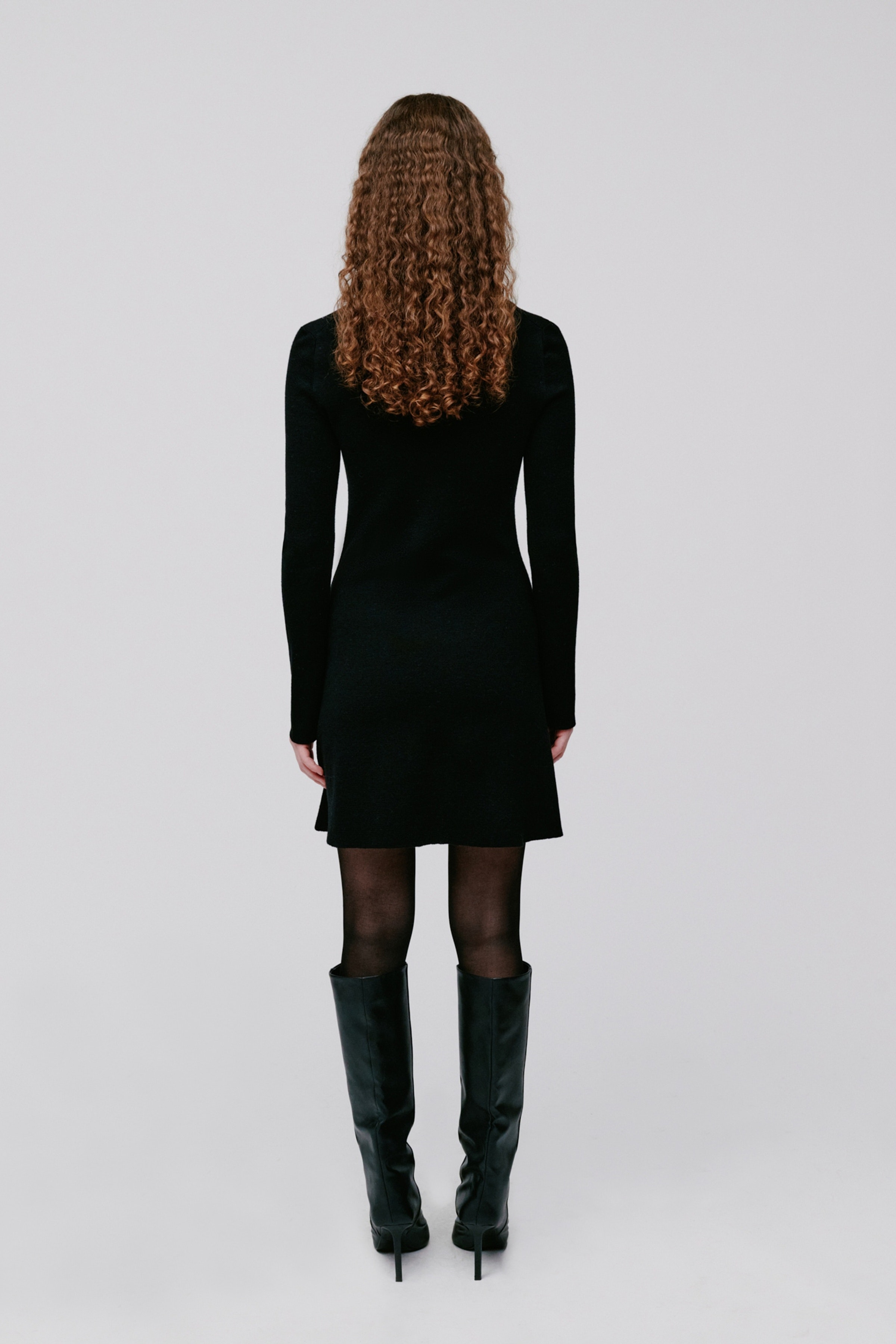 FAWN Kjole LOOKBOOK BACK 30600602-BK999