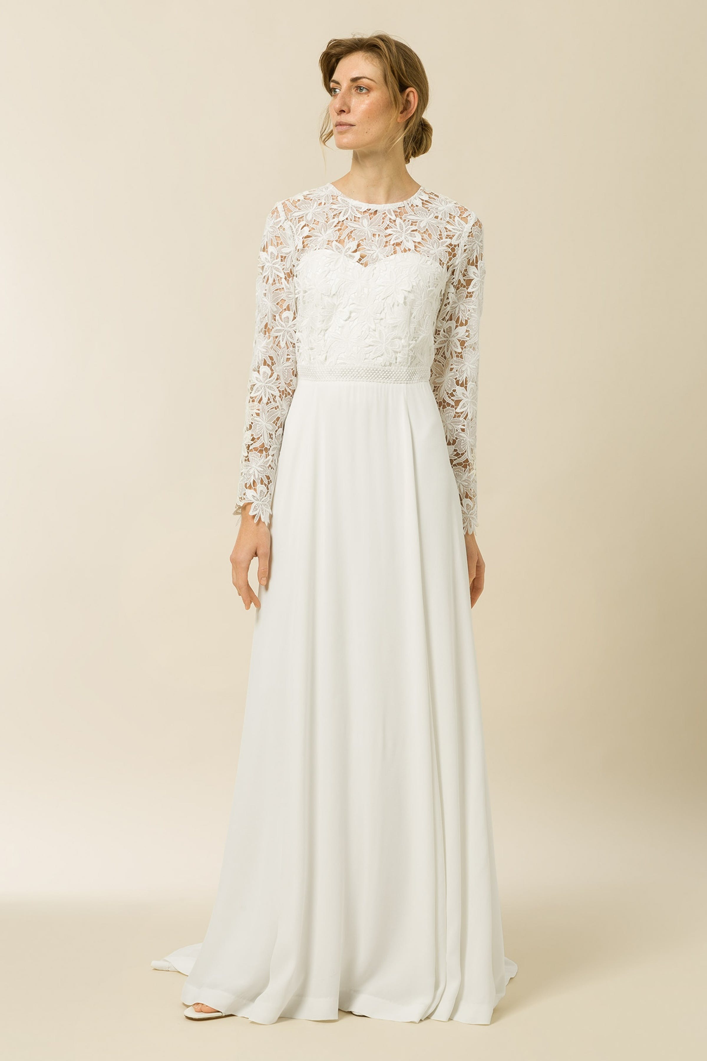 MACY Dress LOOKBOOK FRONT 30600198-WH010