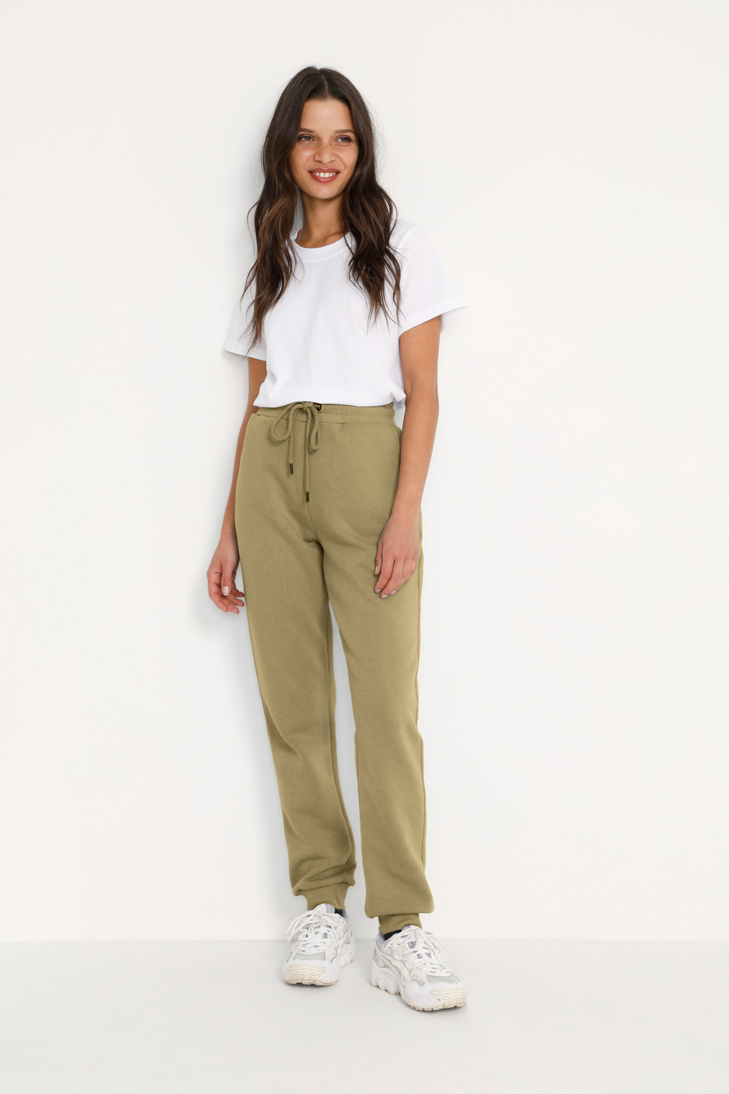KAlizzy Hose LOOKBOOK FRONT 10506144-170618