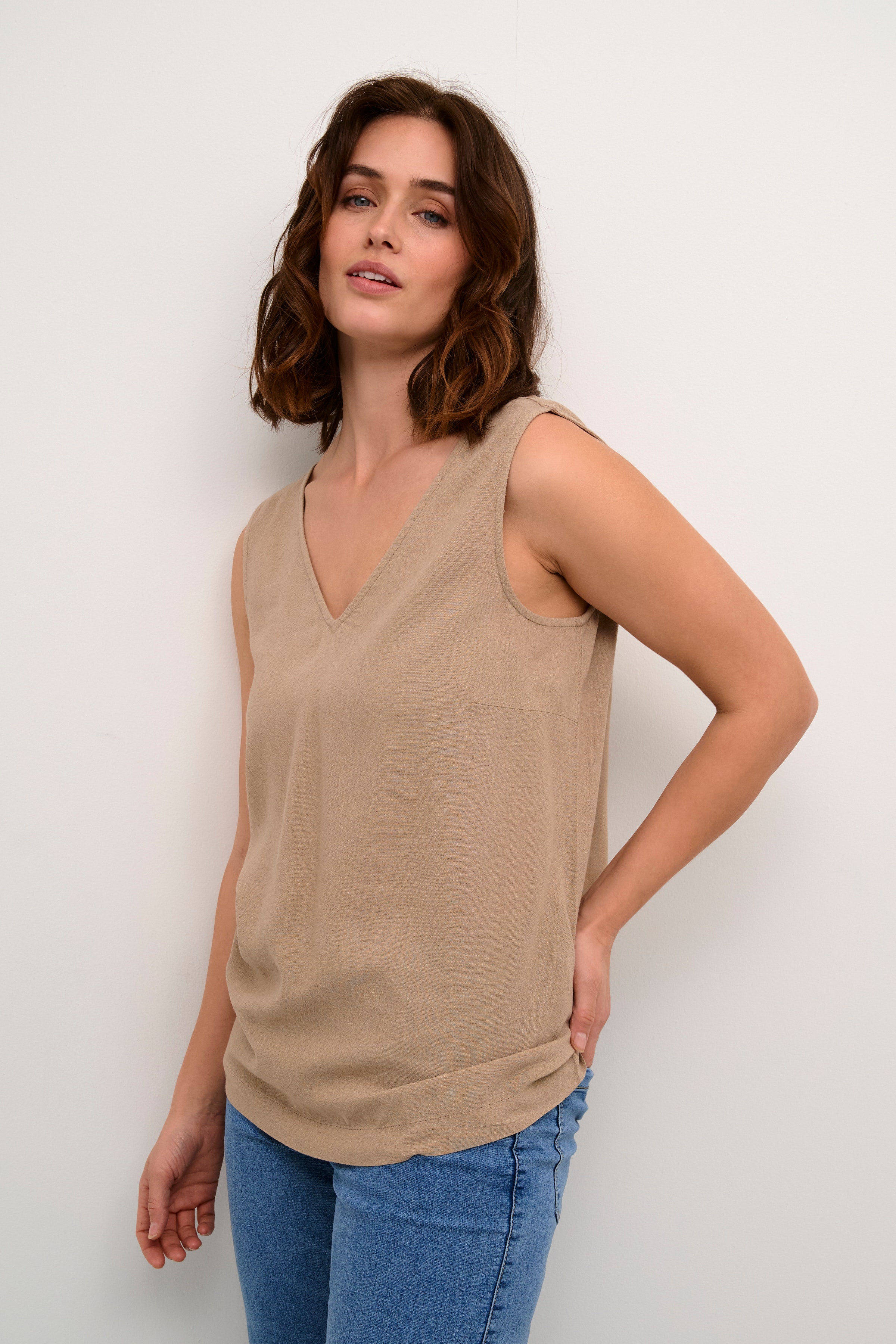 KAmilia Leinen Top LOOKBOOK FRONT 10508426-171109