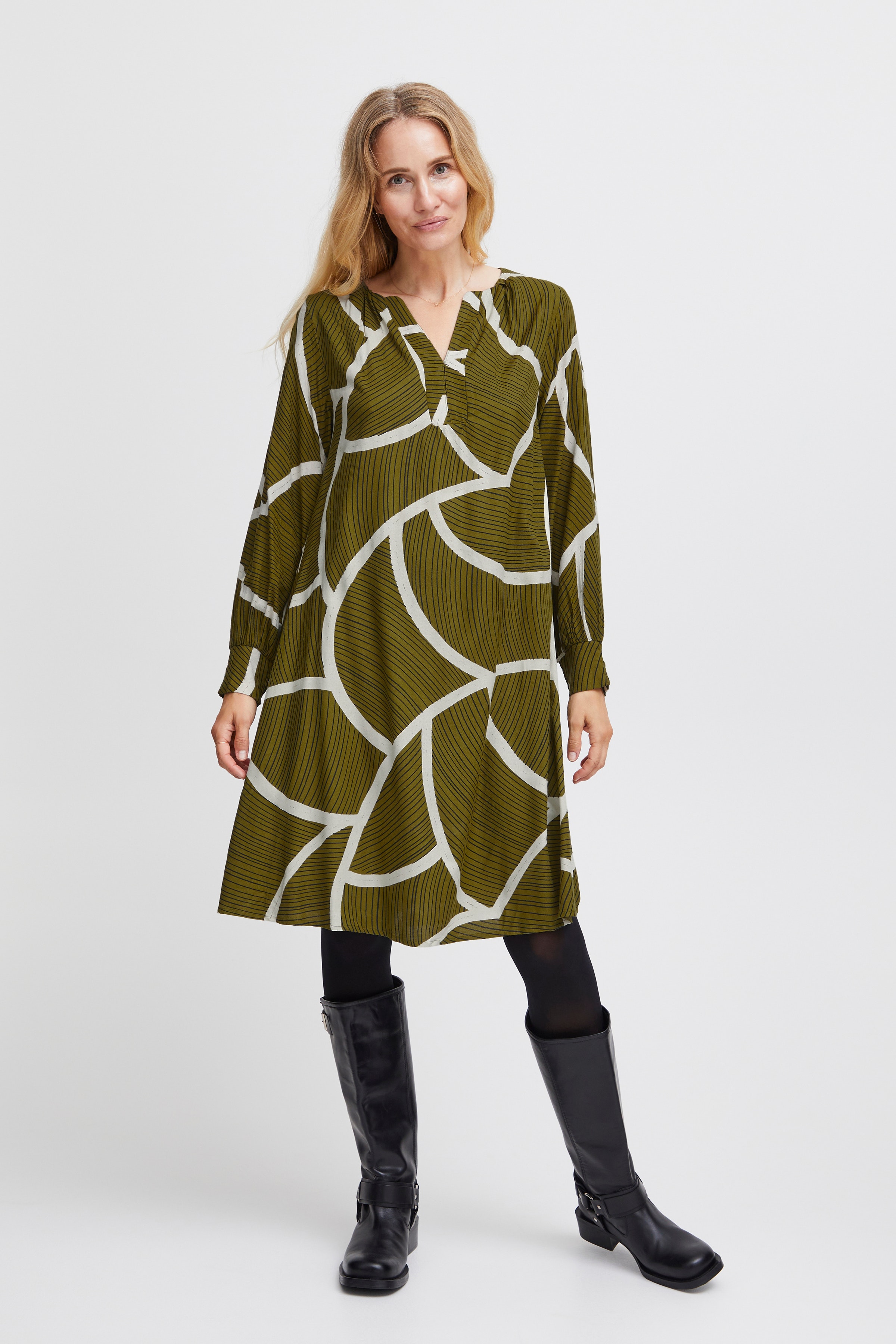 FRGITA Kjole LOOKBOOK FRONT 20612918-202488