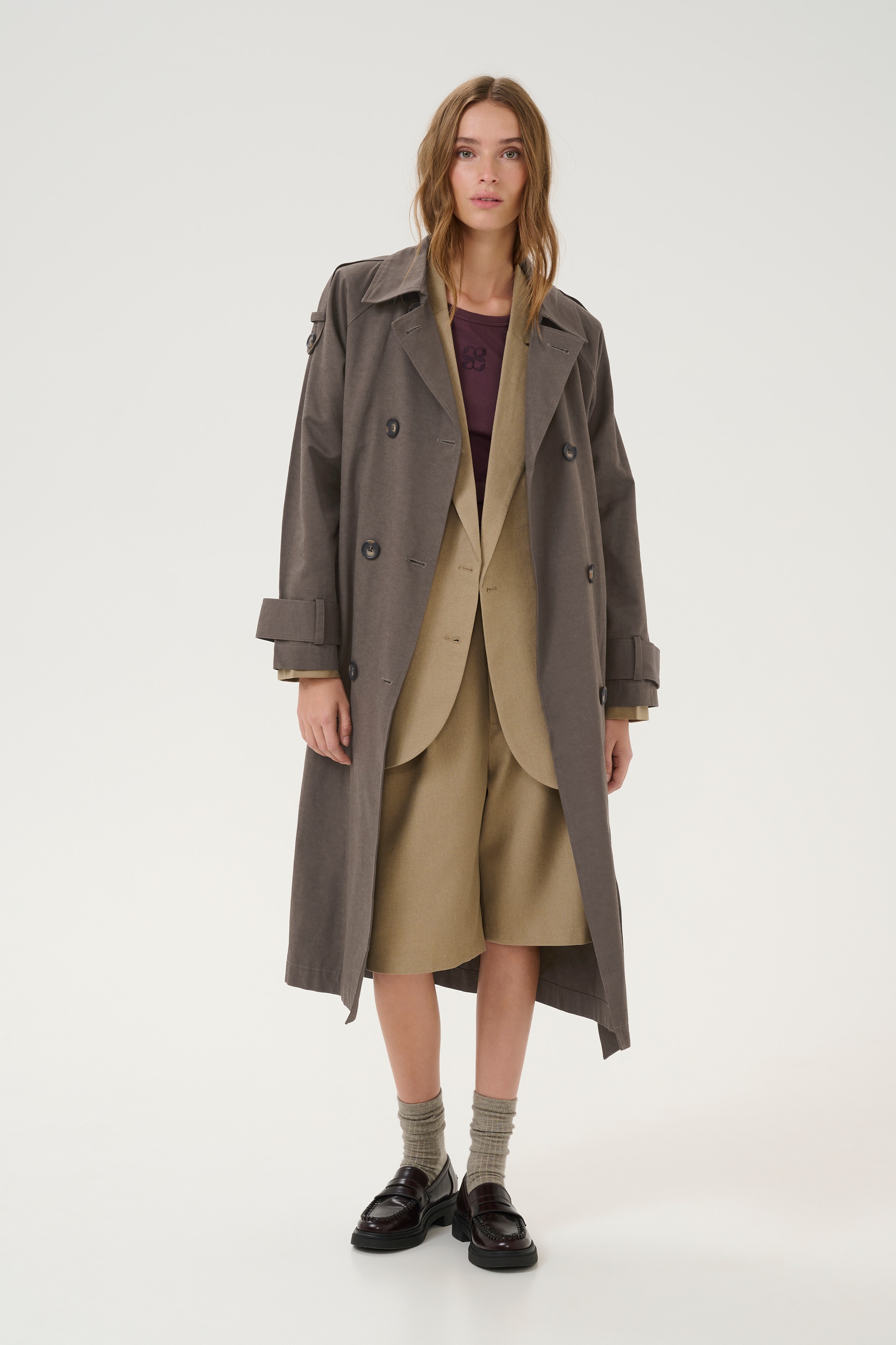 MiraMW Coat LOOKBOOK FRONT 10705026-190810