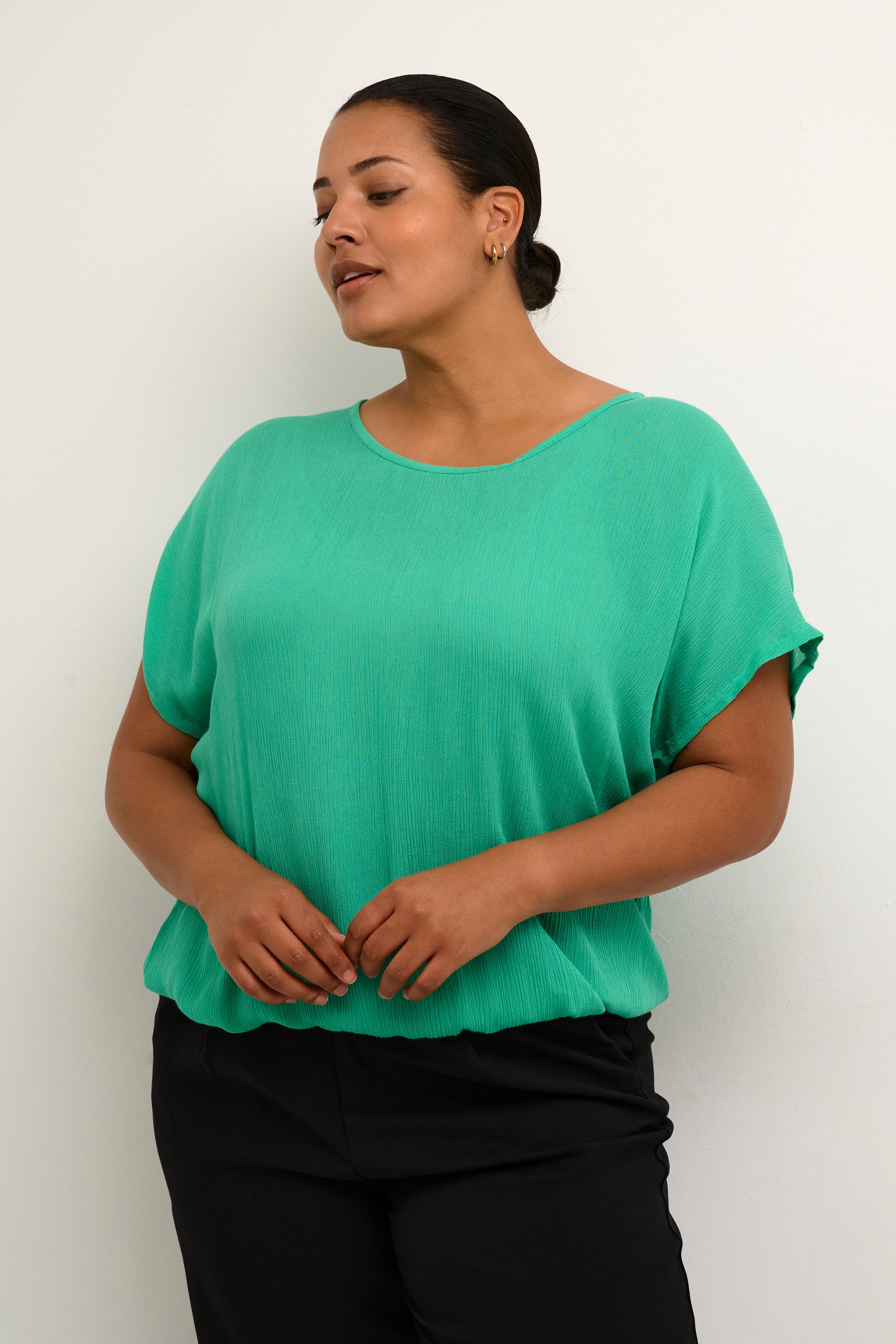 KCami Blouse LOOKBOOK FRONT 10580267-165825