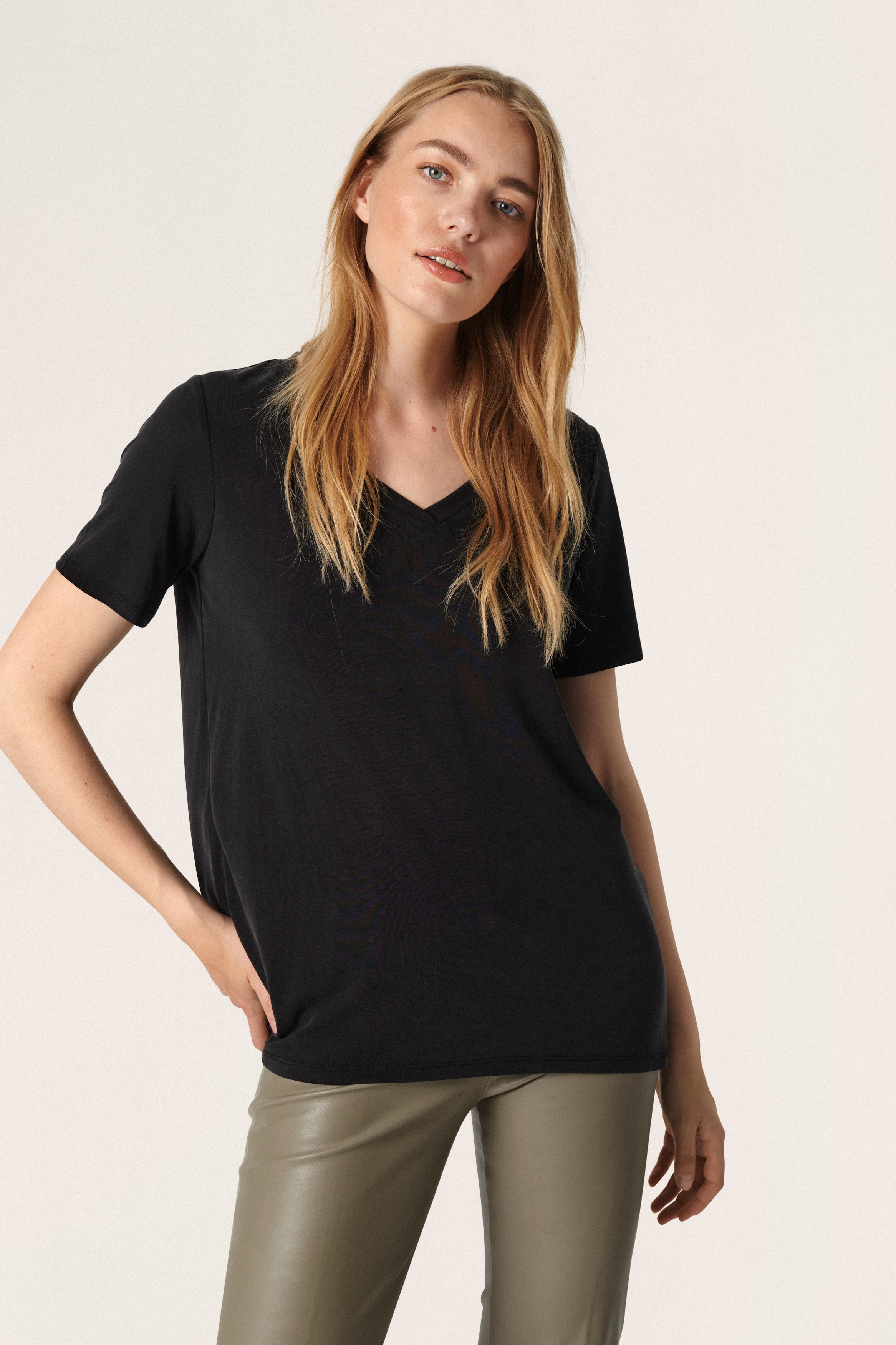 SLColumbine Oversize T-shirt LOOKBOOK FRONT 30404970-40050