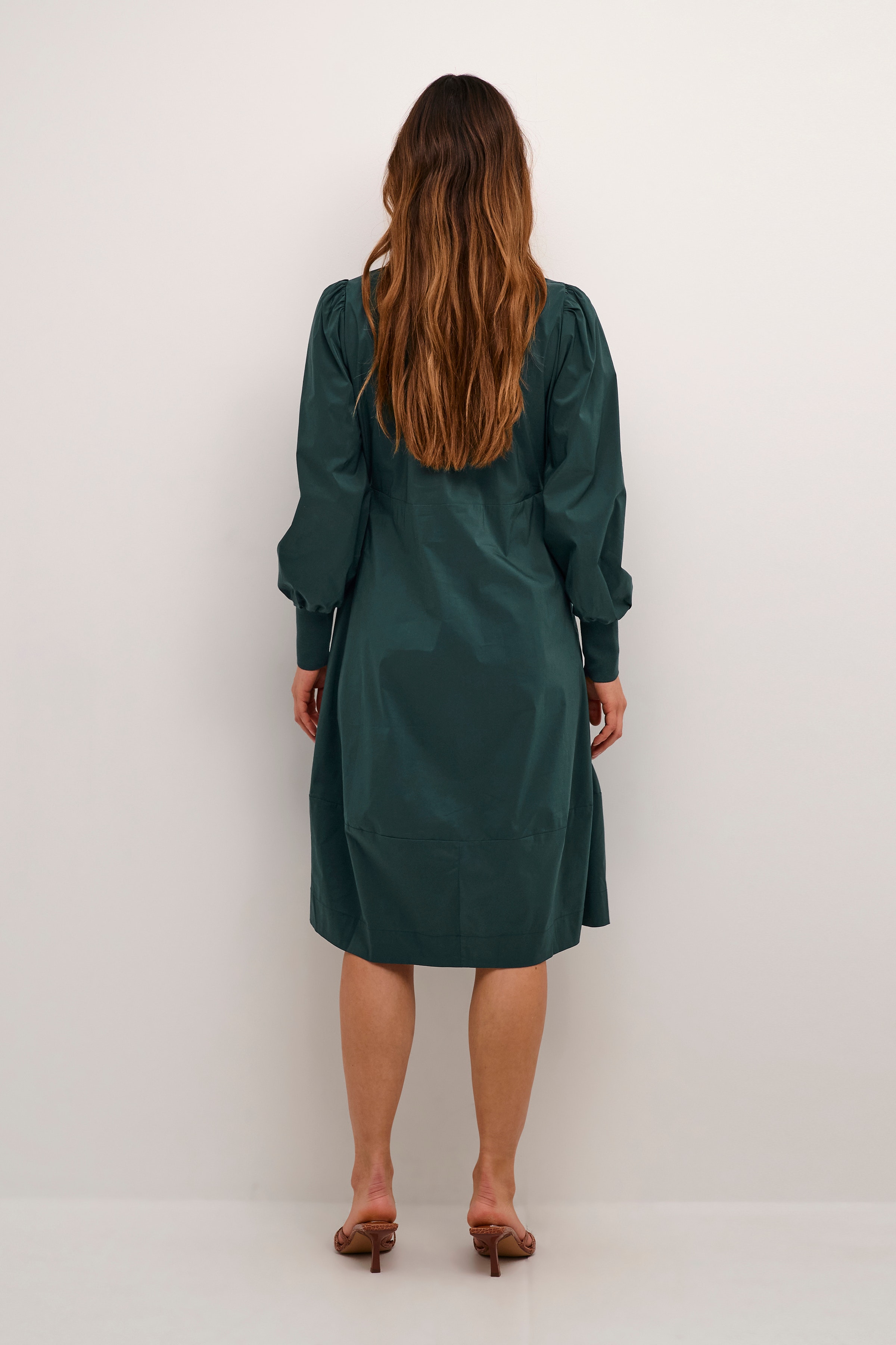 CUantoinett Kjole LOOKBOOK BACK 50109363-195220